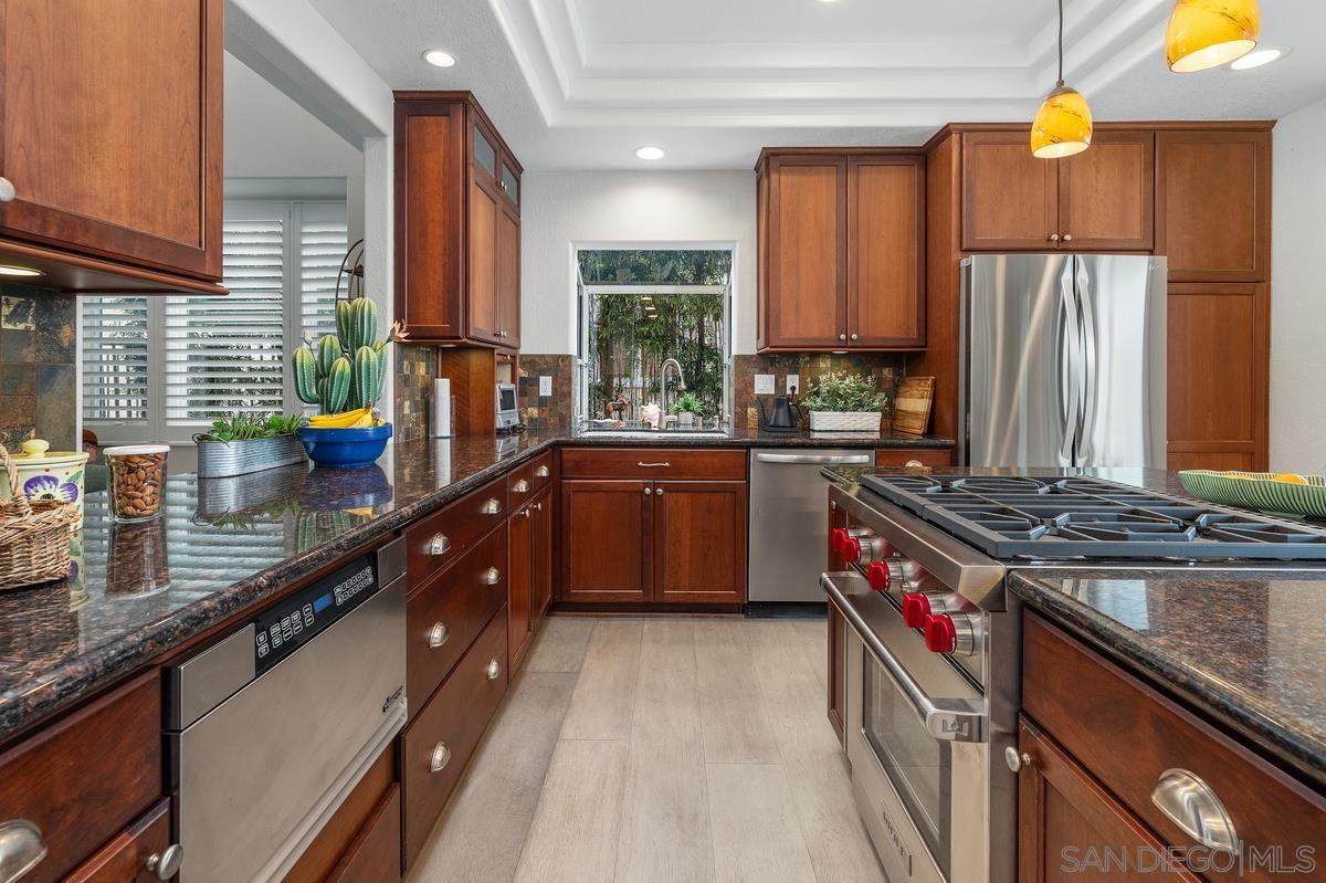 Detail Gallery Image 17 of 41 For 7521  Navigator Circle, Carlsbad,  CA 92011 - 4 Beds | 3 Baths