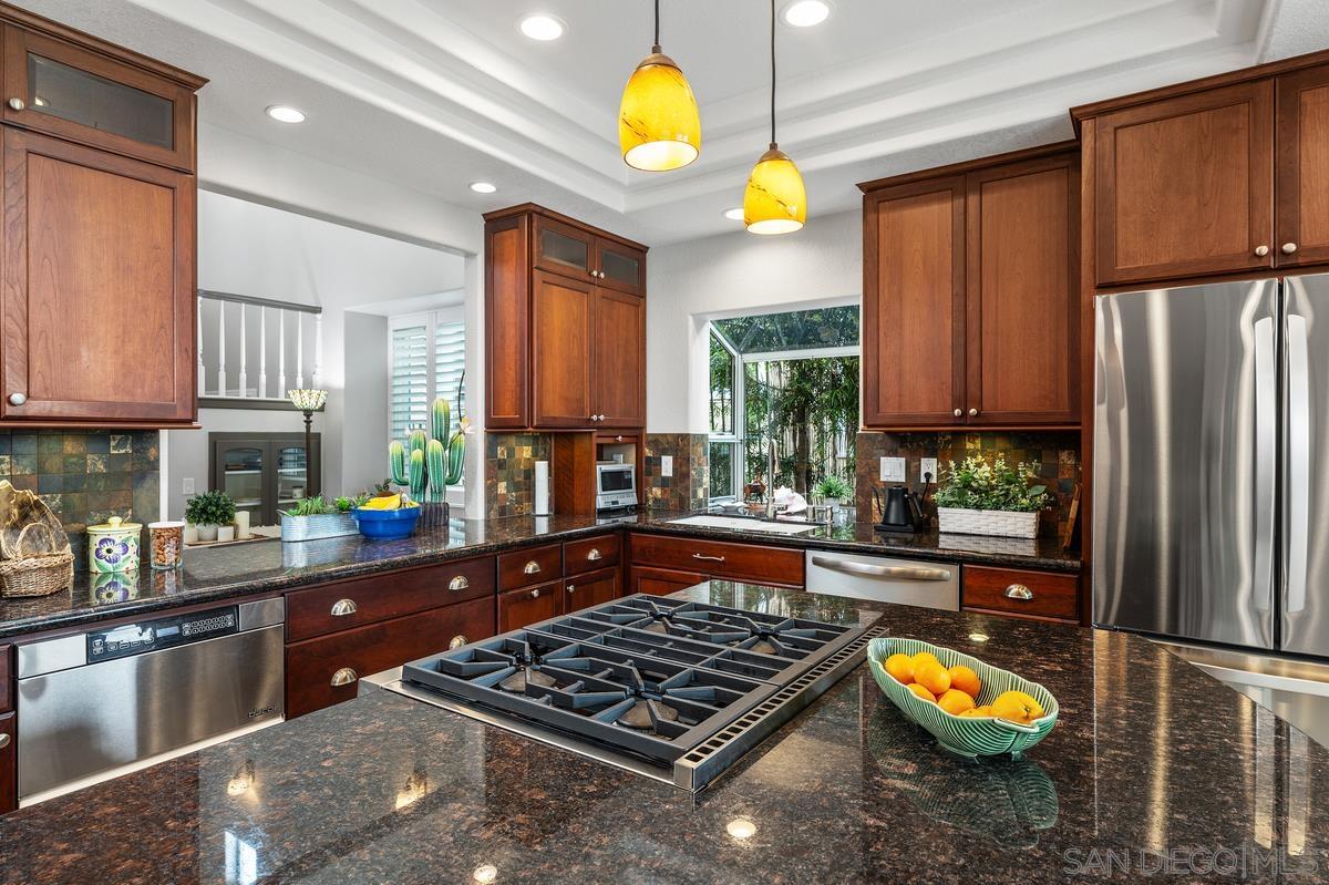 Detail Gallery Image 18 of 41 For 7521  Navigator Circle, Carlsbad,  CA 92011 - 4 Beds | 3 Baths