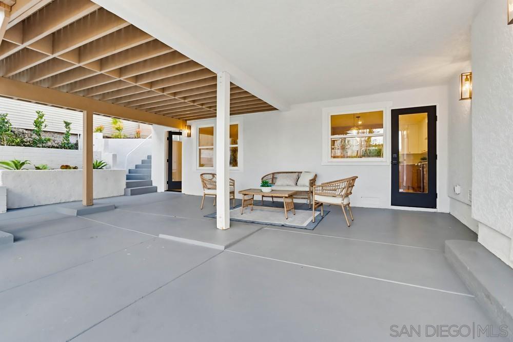 Detail Gallery Image 23 of 44 For 1056-1058  Lincoln Ave, San Diego,  CA 92103 - 4 Beds | 3 Baths