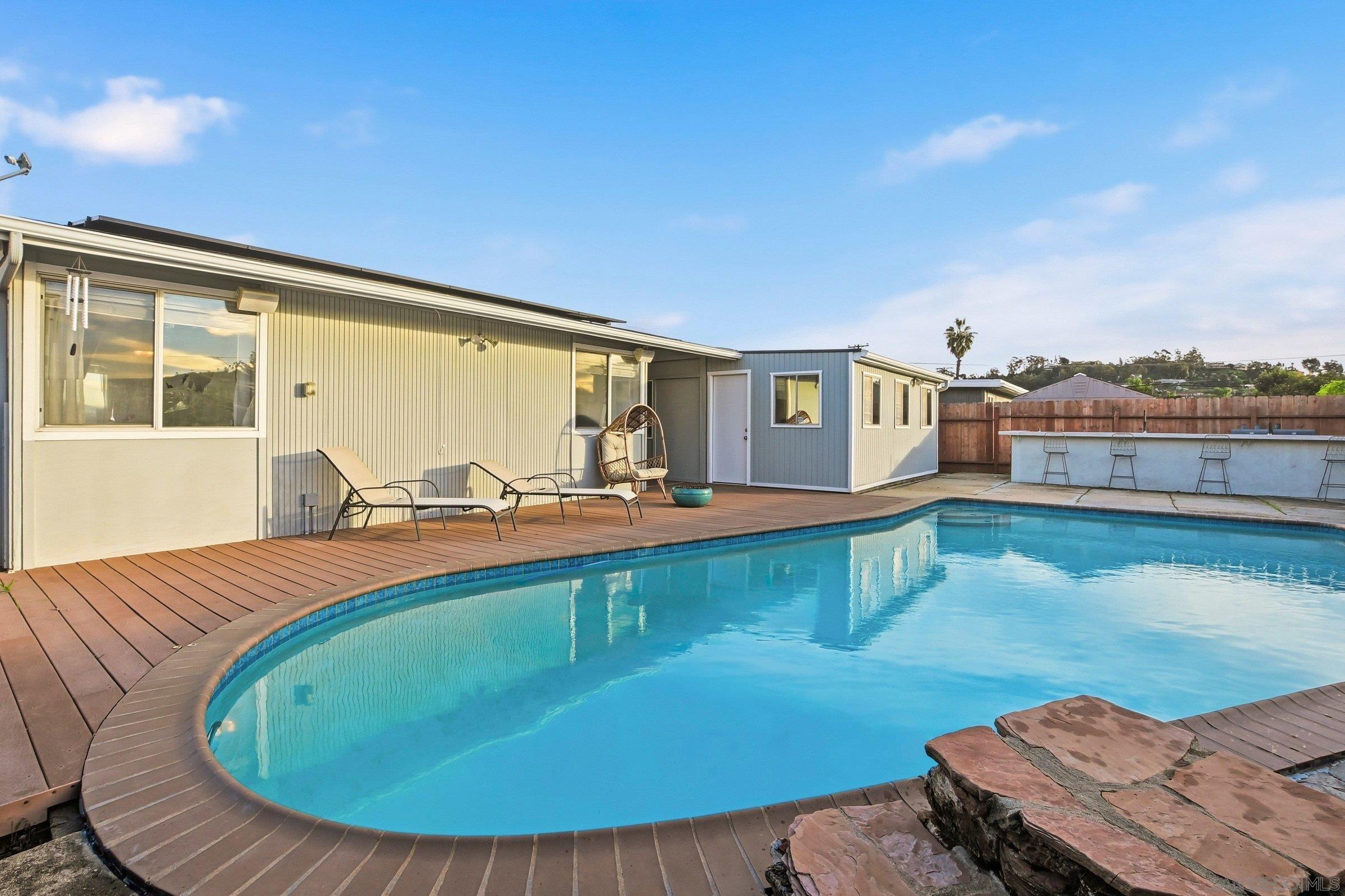 Front Image Thumbnail for SD2600671