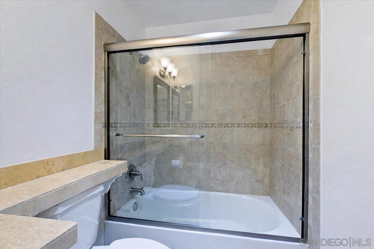 Detail Gallery Image 31 of 39 For 1158  Denver Lane  #C,  El Cajon,  CA 92021 - 3 Beds | 2/1 Baths