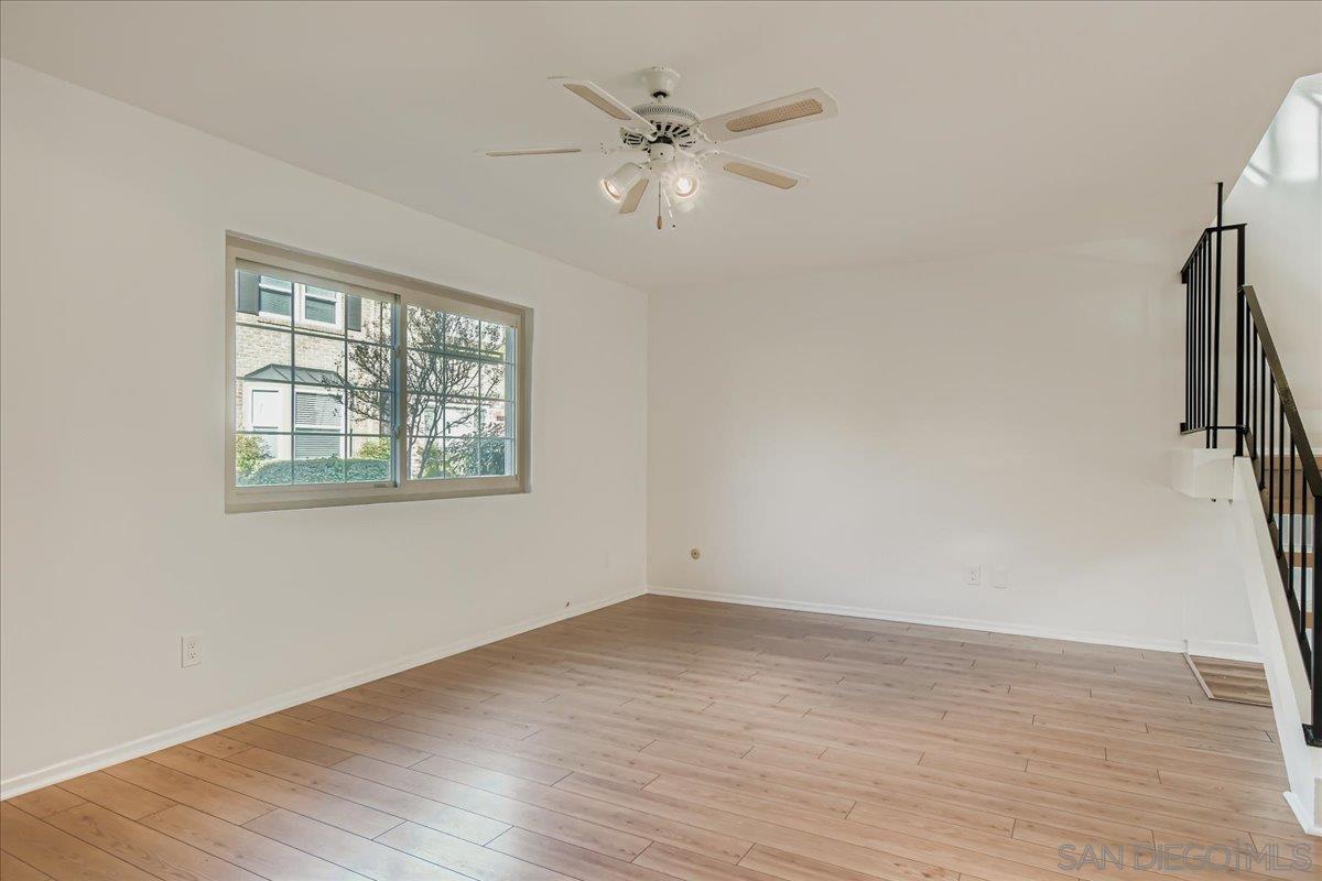 Detail Gallery Image 8 of 39 For 1158  Denver Lane  #C,  El Cajon,  CA 92021 - 3 Beds | 2/1 Baths