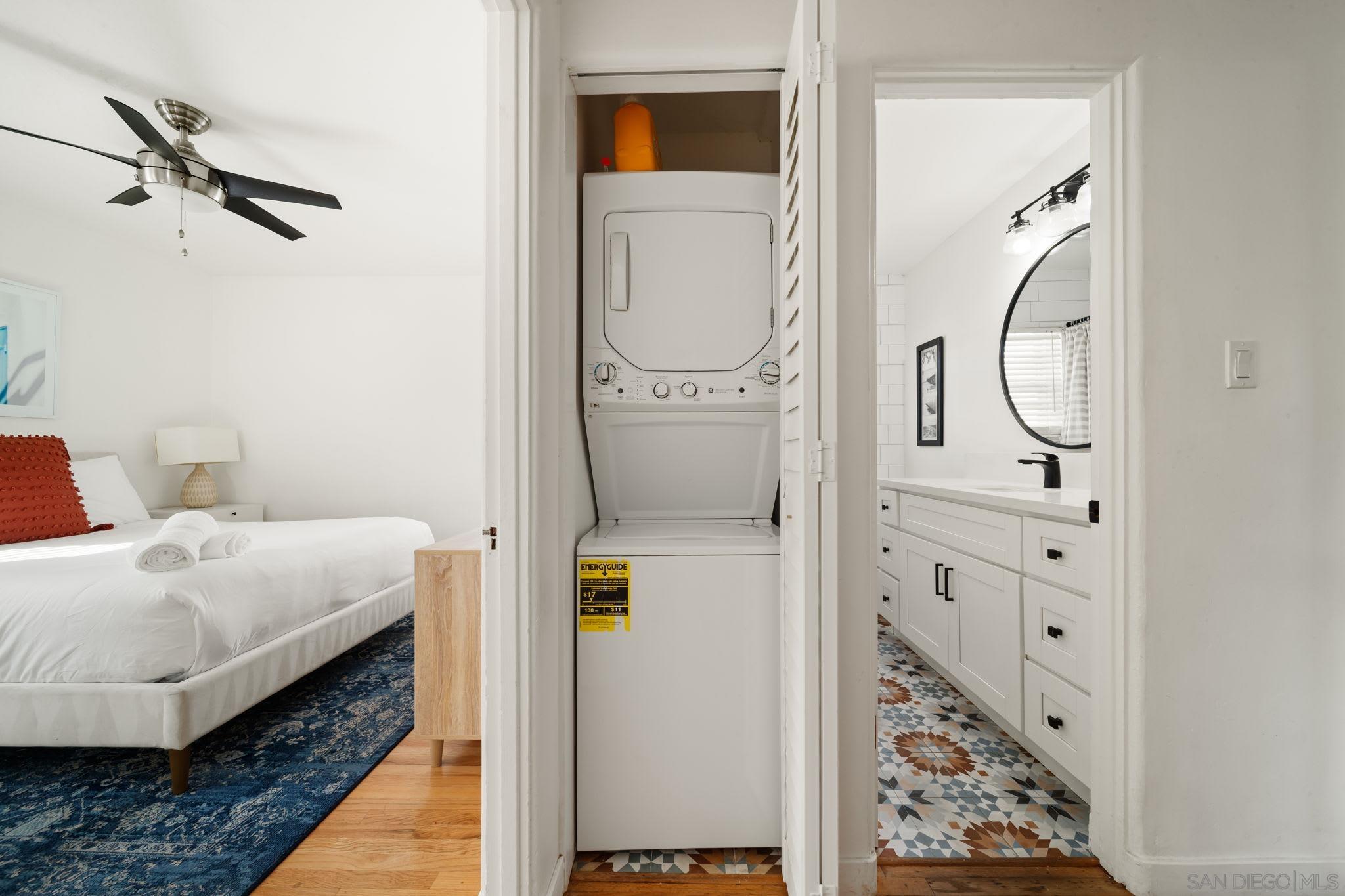 Detail Gallery Image 13 of 21 For 2154  Union St, San Diego,  CA 92101 - 2 Beds | 1 Baths