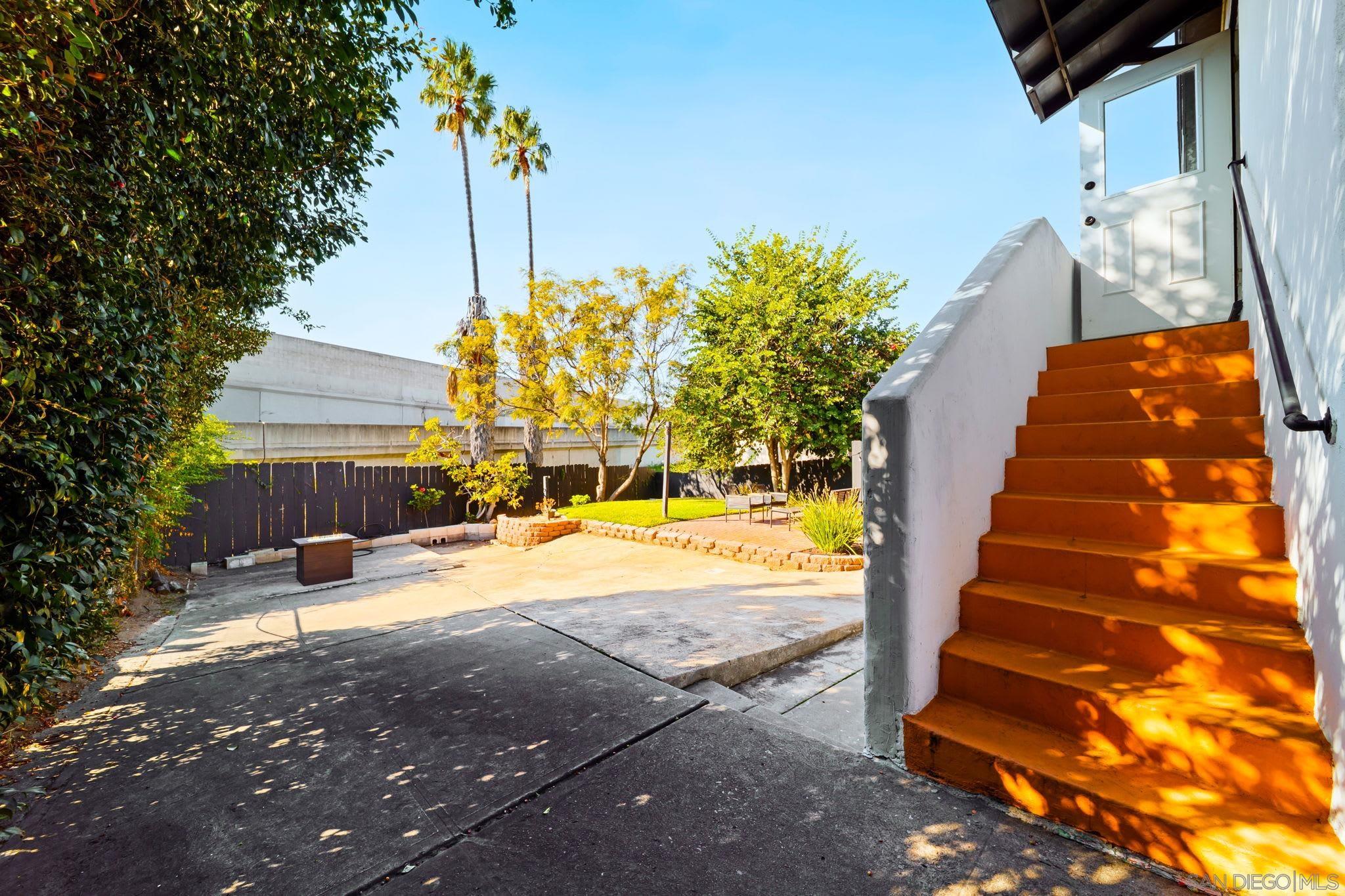 Detail Gallery Image 11 of 12 For 2154-B  Union St, San Diego,  CA 92101 - 1 Beds | 1 Baths