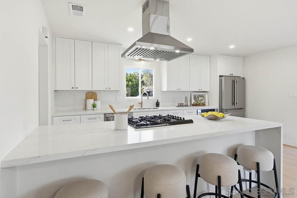 Detail Gallery Image 11 of 30 For 13015  Carriage Rd, Poway,  CA 92064 - 4 Beds | 2 Baths