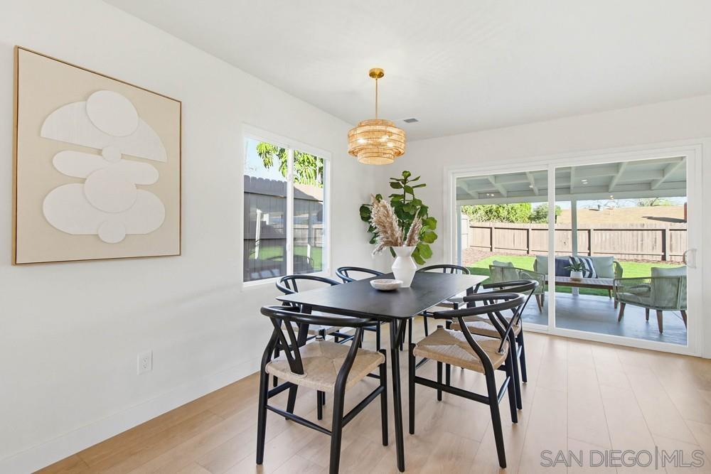 Detail Gallery Image 14 of 30 For 13015  Carriage Rd, Poway,  CA 92064 - 4 Beds | 2 Baths