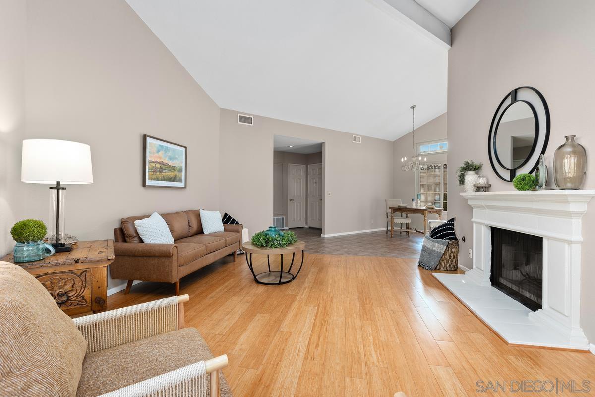 Detail Gallery Image 8 of 23 For 1768  Solana Glen, Escondido,  CA 92026 - 2 Beds | 2 Baths