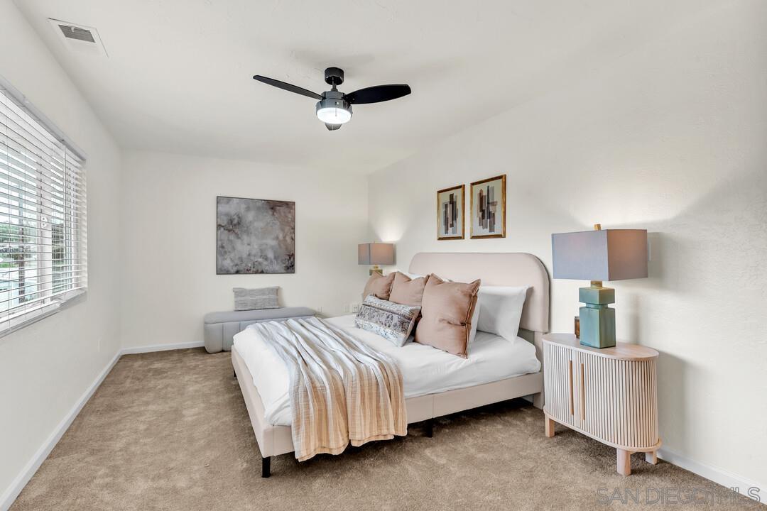 Detail Gallery Image 16 of 43 For 2167  Sunset Dr, Escondido,  CA 92025 - 5 Beds | 2/1 Baths