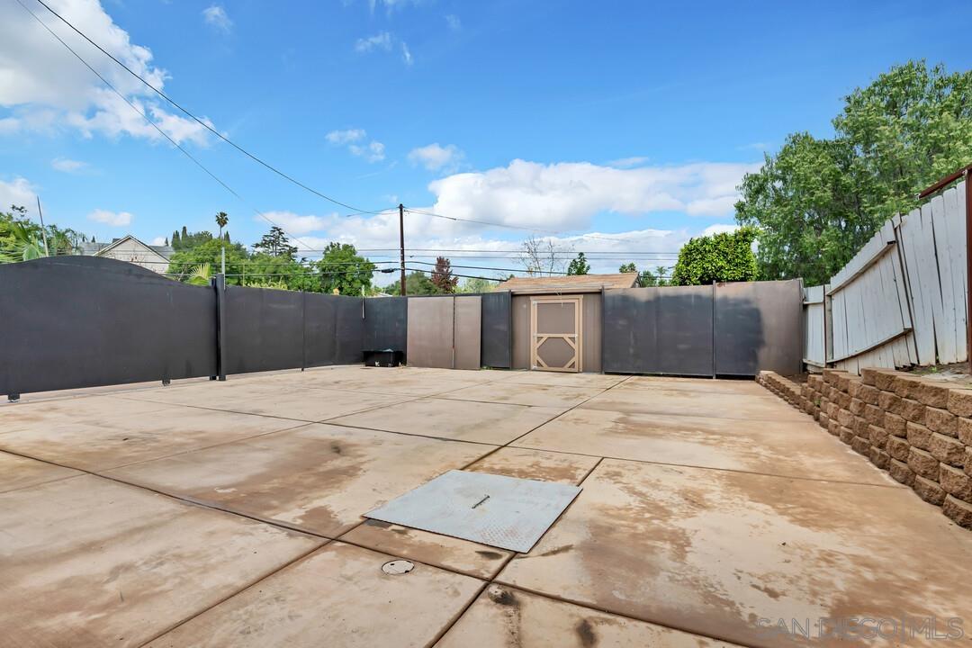 Detail Gallery Image 33 of 43 For 2167  Sunset Dr, Escondido,  CA 92025 - 5 Beds | 2/1 Baths