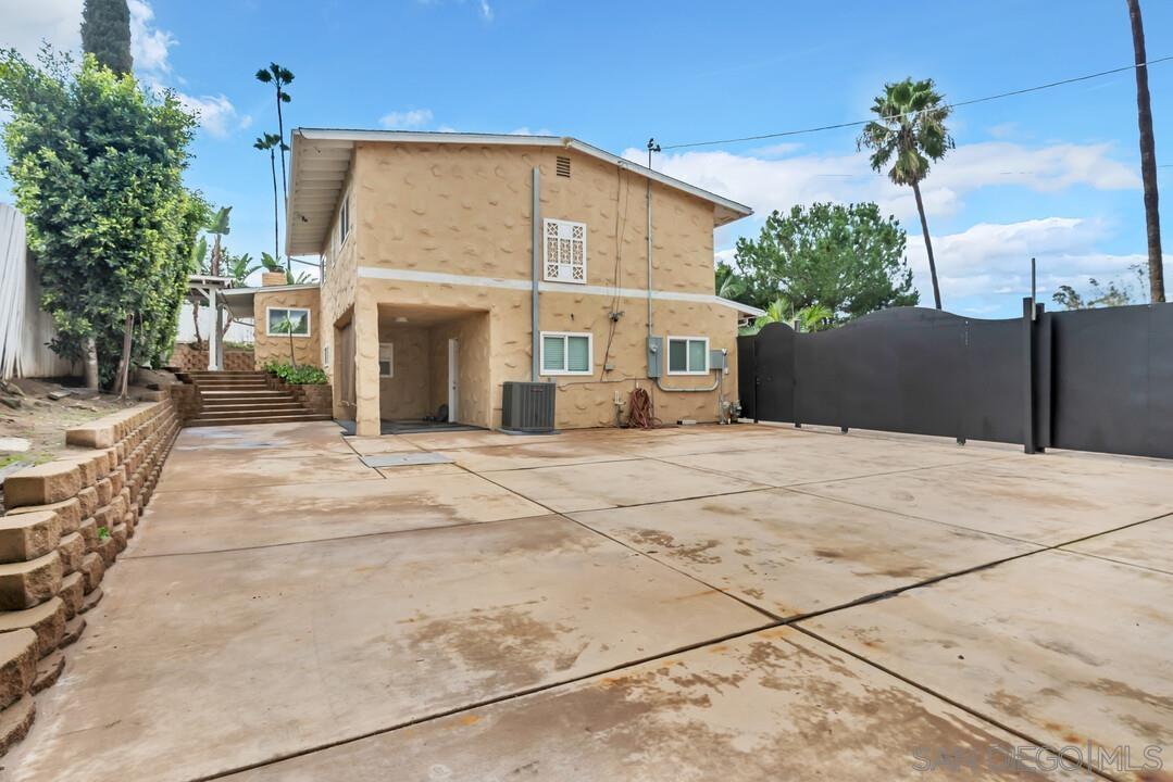 Detail Gallery Image 34 of 43 For 2167  Sunset Dr, Escondido,  CA 92025 - 5 Beds | 2/1 Baths