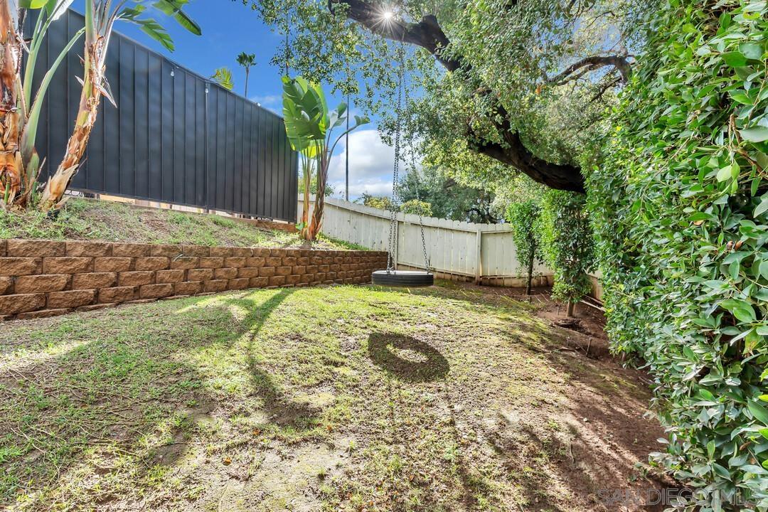 Detail Gallery Image 35 of 43 For 2167  Sunset Dr, Escondido,  CA 92025 - 5 Beds | 2/1 Baths