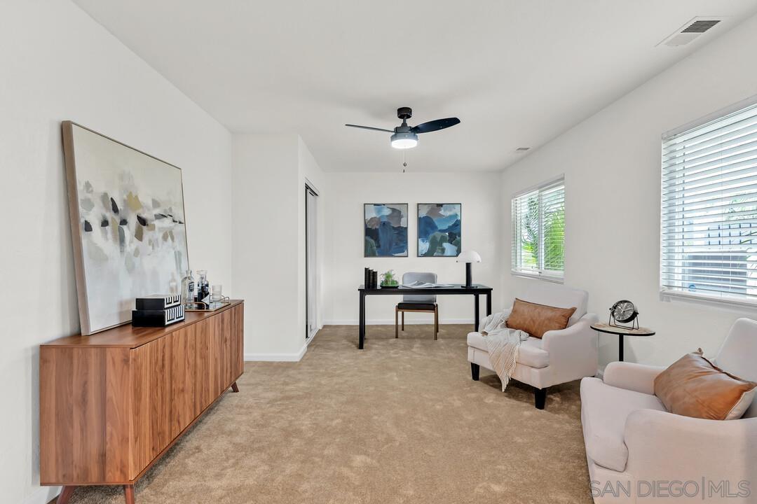 Detail Gallery Image 10 of 43 For 2167  Sunset Dr, Escondido,  CA 92025 - 5 Beds | 2/1 Baths