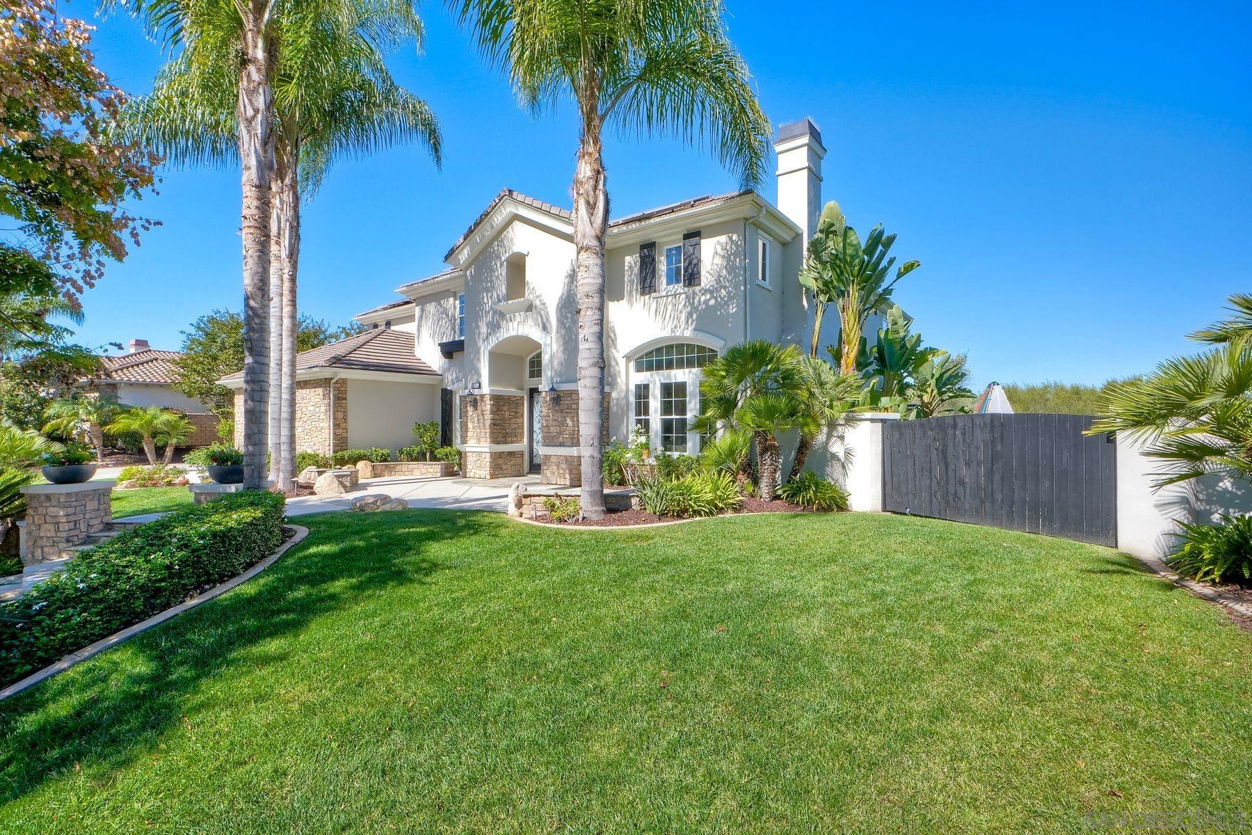 Detail Gallery Image 12 of 36 For 10055  Winecrest Rd, San Diego,  CA 92127 - 7 Beds | 5/1 Baths