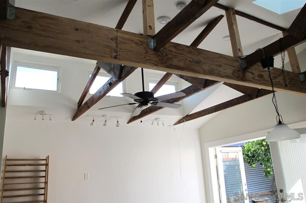 Detail Gallery Image 6 of 21 For 3709  Ray St, San Diego,  CA 92104 - 0 Beds | 1 Baths