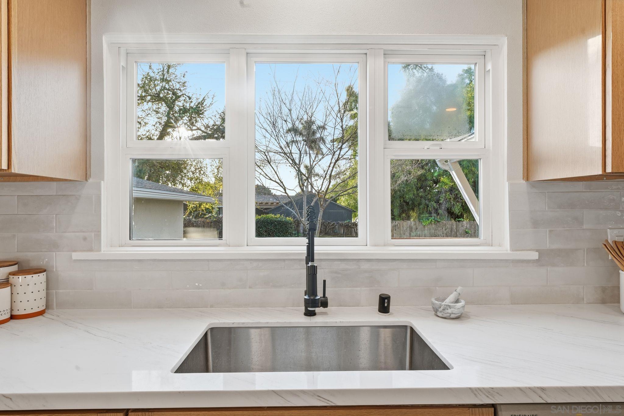 Detail Gallery Image 17 of 59 For 3135  Crela St, Bonita,  CA 91902 - 5 Beds | 3 Baths