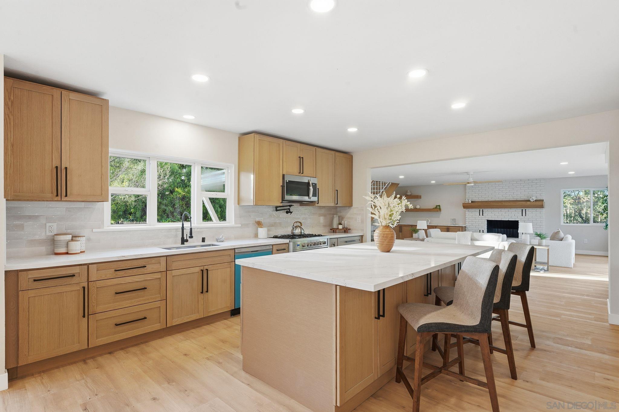 Detail Gallery Image 10 of 59 For 3135  Crela St, Bonita,  CA 91902 - 5 Beds | 3 Baths