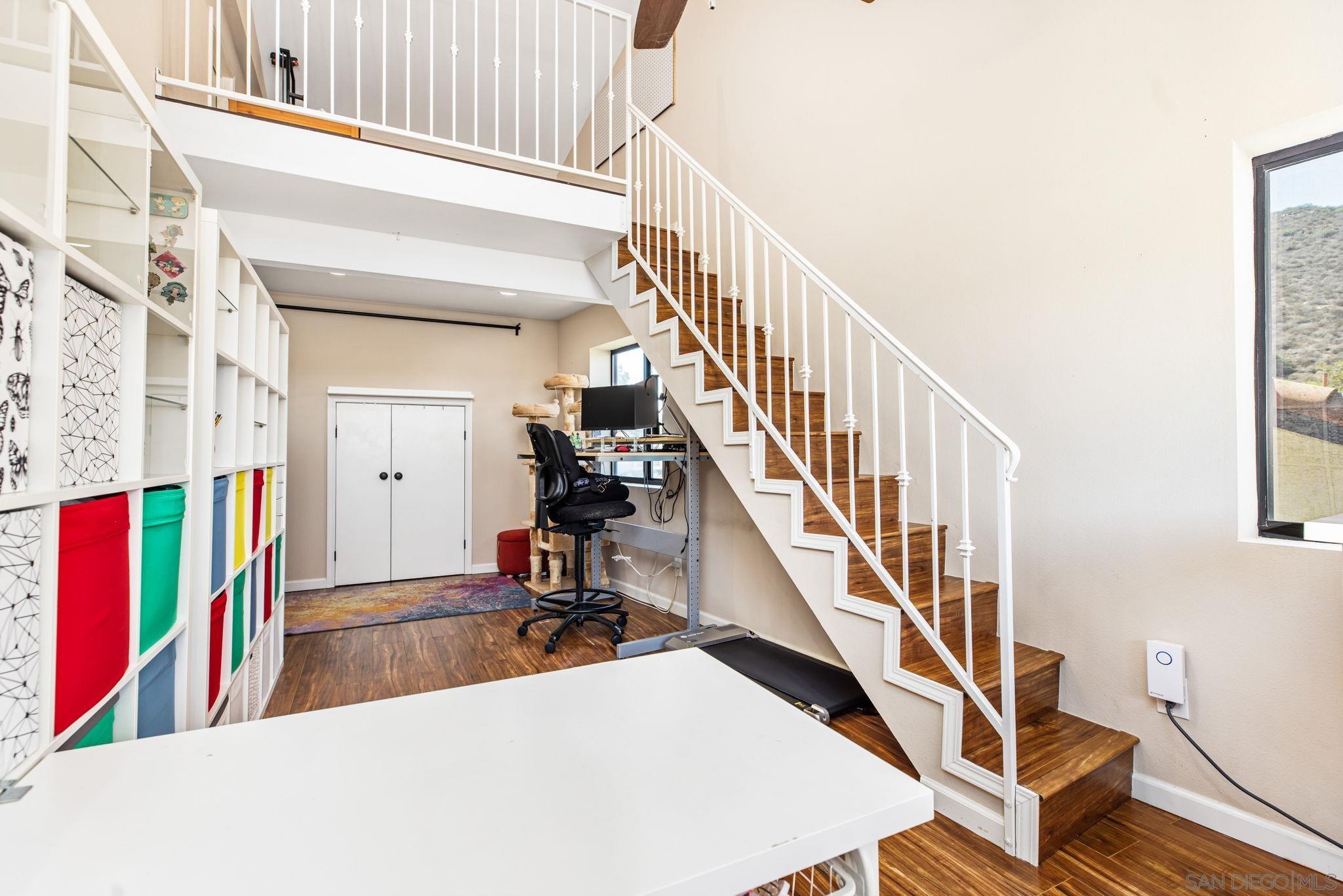 Detail Gallery Image 26 of 38 For 12434  Cloudesly Dr, San Diego,  CA 92128 - 6 Beds | 4/1 Baths