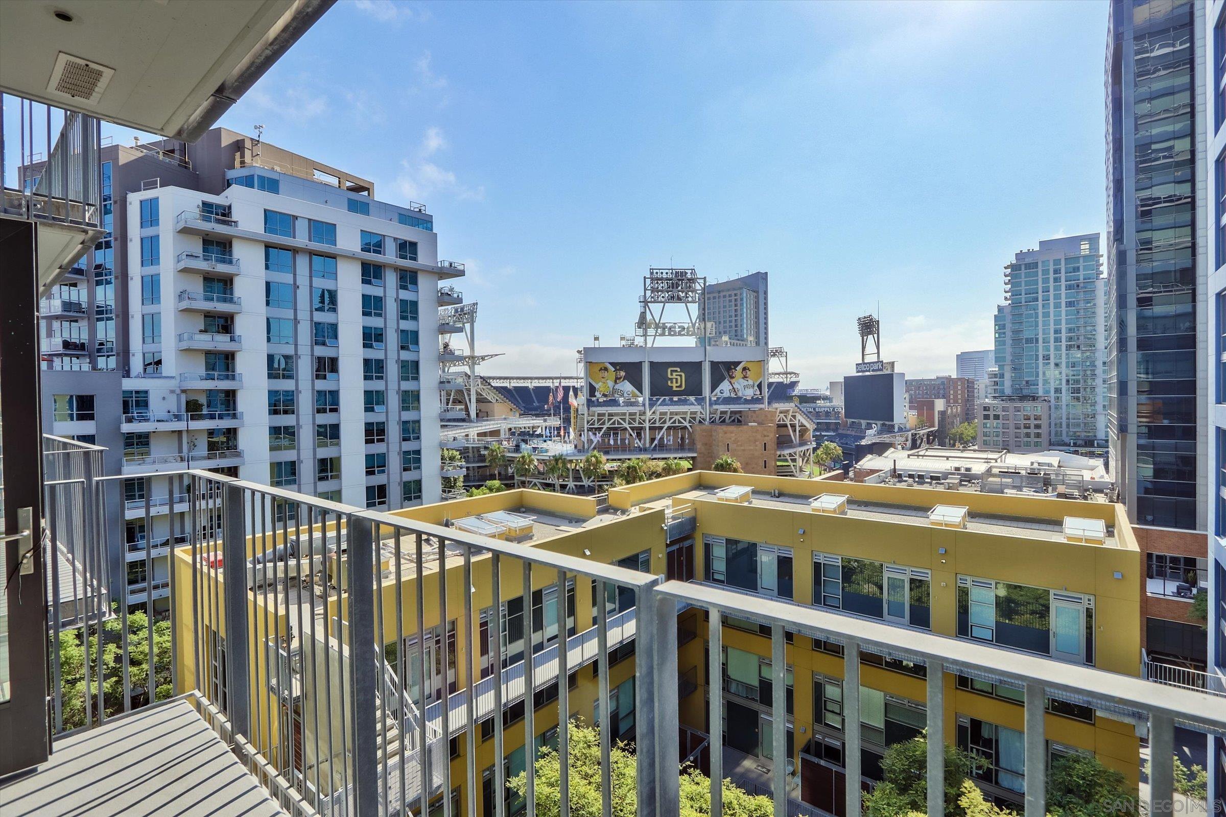 Detail Gallery Image 27 of 45 For 350  11th Ave  #922,  San Diego,  CA 92101 - 2 Beds | 2/1 Baths