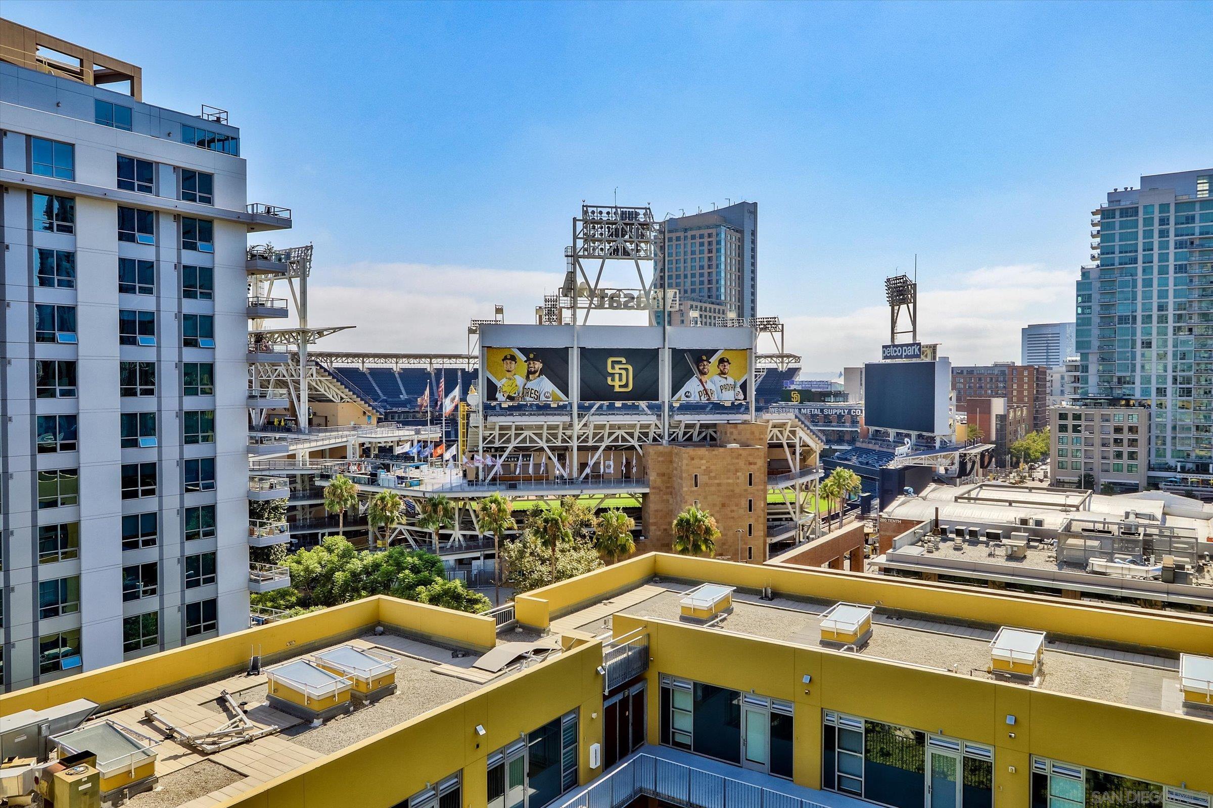 Detail Gallery Image 4 of 45 For 350  11th Ave  #922,  San Diego,  CA 92101 - 2 Beds | 2/1 Baths