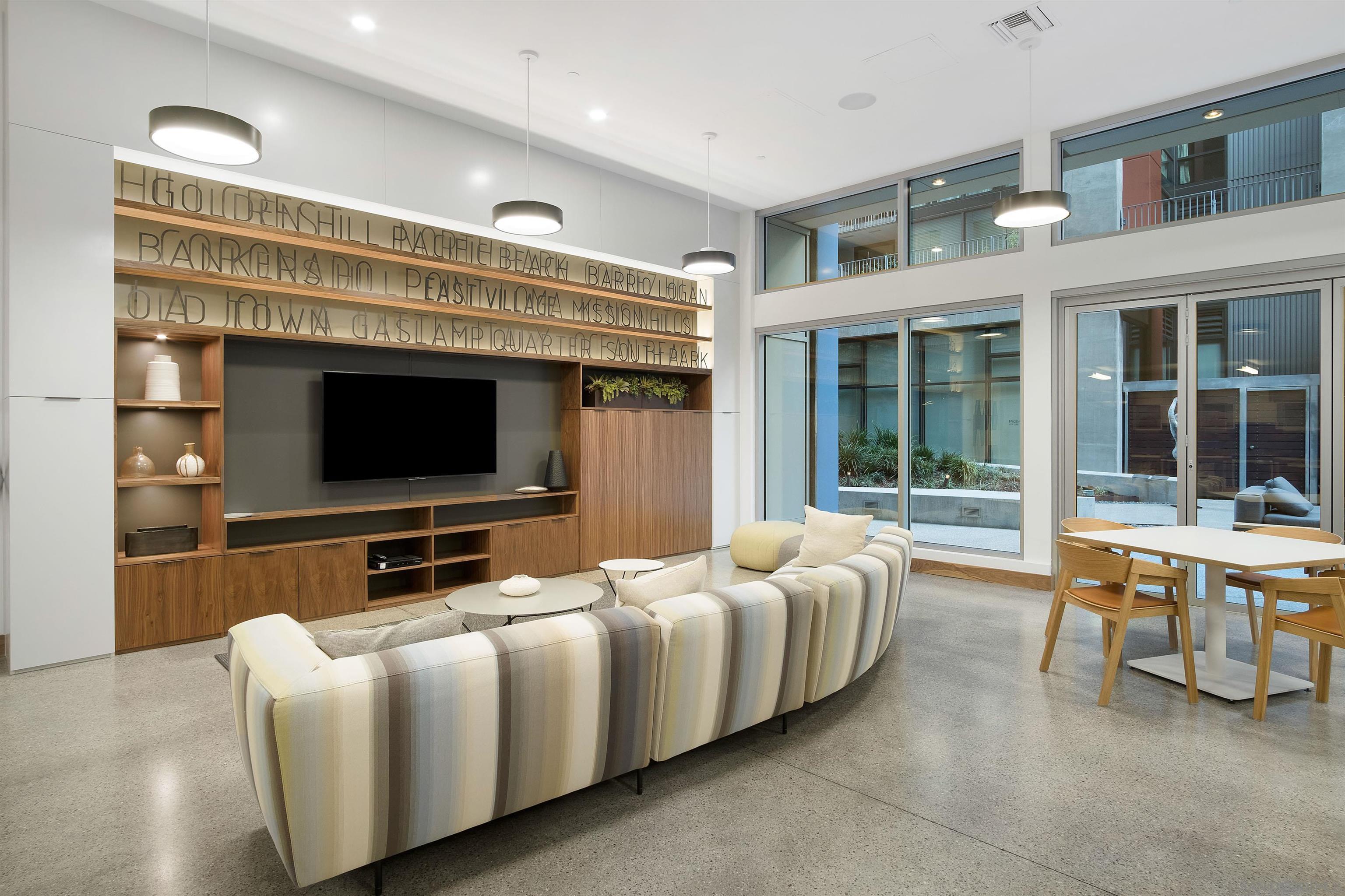 Detail Gallery Image 38 of 45 For 350  11th Ave  #922,  San Diego,  CA 92101 - 2 Beds | 2/1 Baths