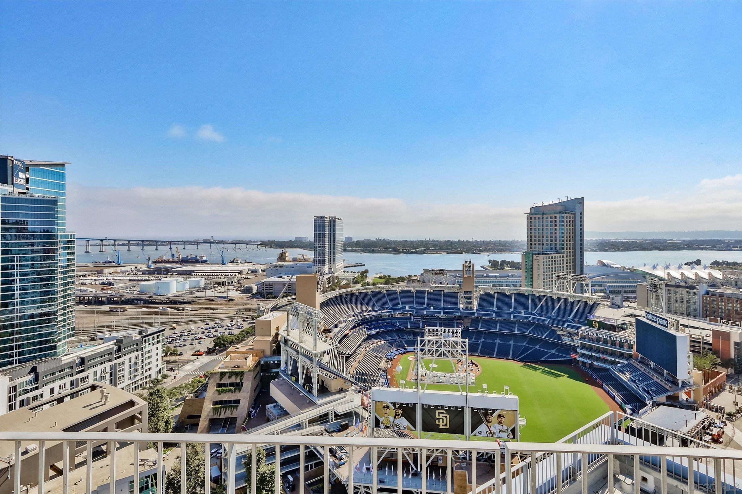 Detail Gallery Image 41 of 45 For 350  11th Ave  #922,  San Diego,  CA 92101 - 2 Beds | 2/1 Baths