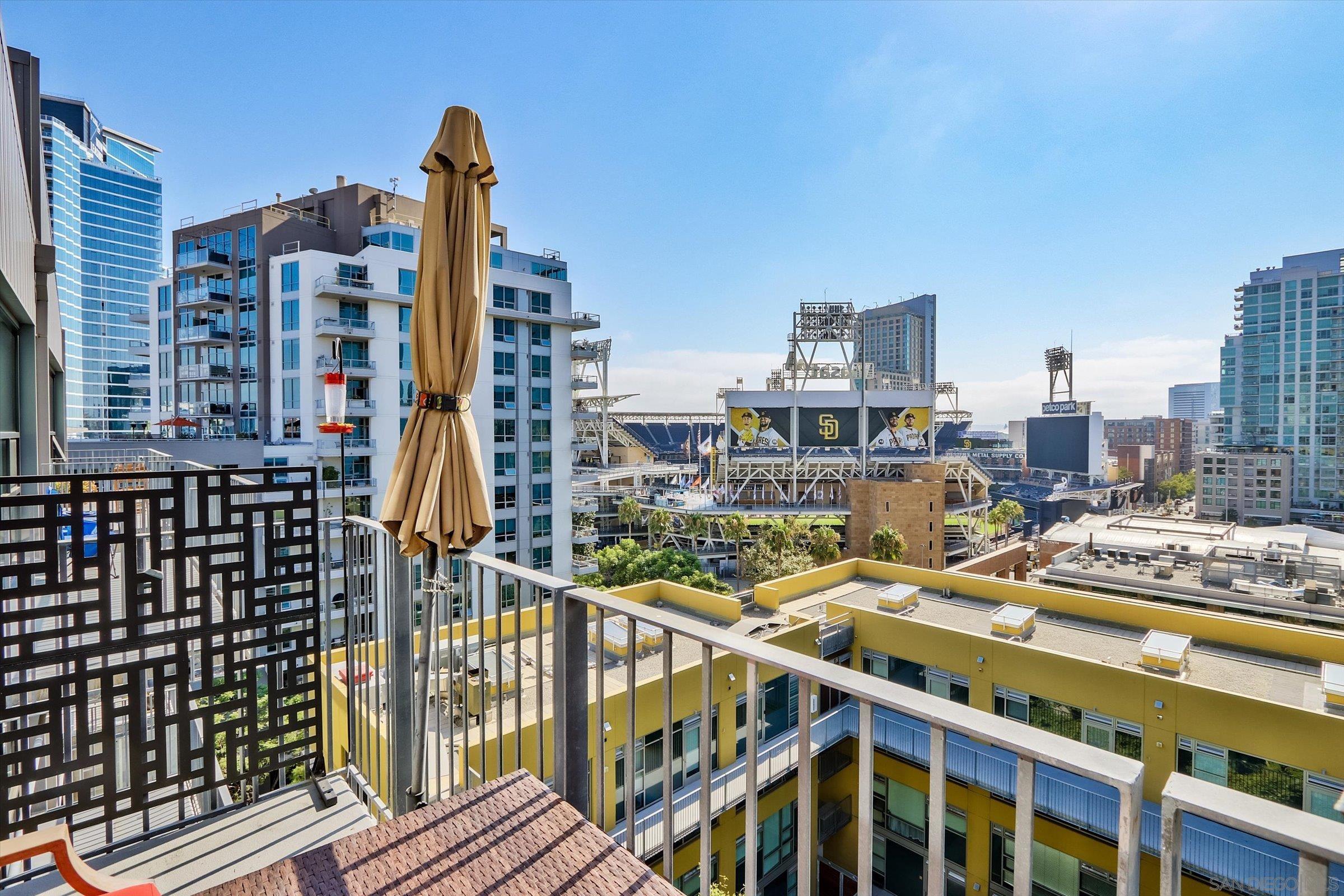 Detail Gallery Image 7 of 45 For 350  11th Ave  #922,  San Diego,  CA 92101 - 2 Beds | 2/1 Baths