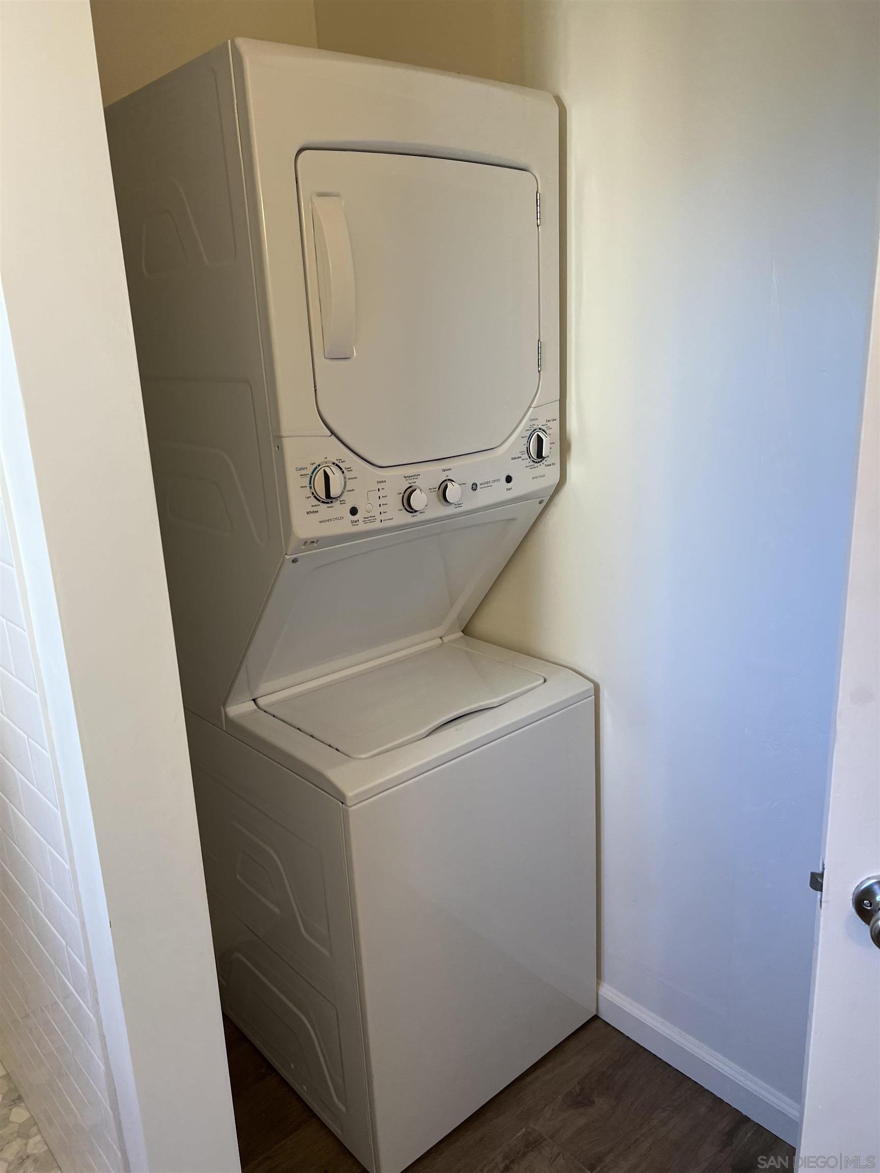 Detail Gallery Image 22 of 29 For 4755-57  Terrace Drive, San Diego,  CA 92116 - – Beds | – Baths