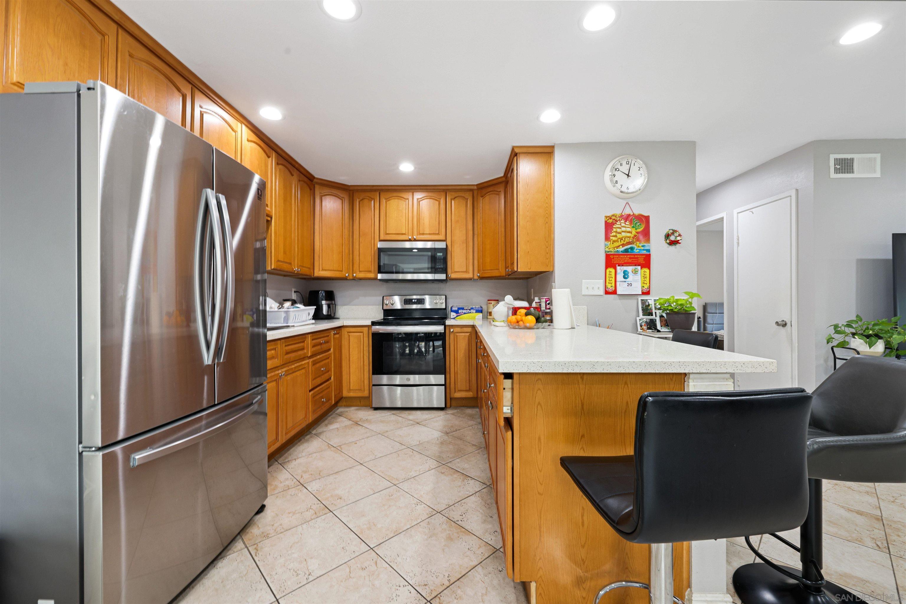 Detail Gallery Image 13 of 23 For 8035  Calle Fanita, Santee,  CA 92071 - 3 Beds | 2 Baths