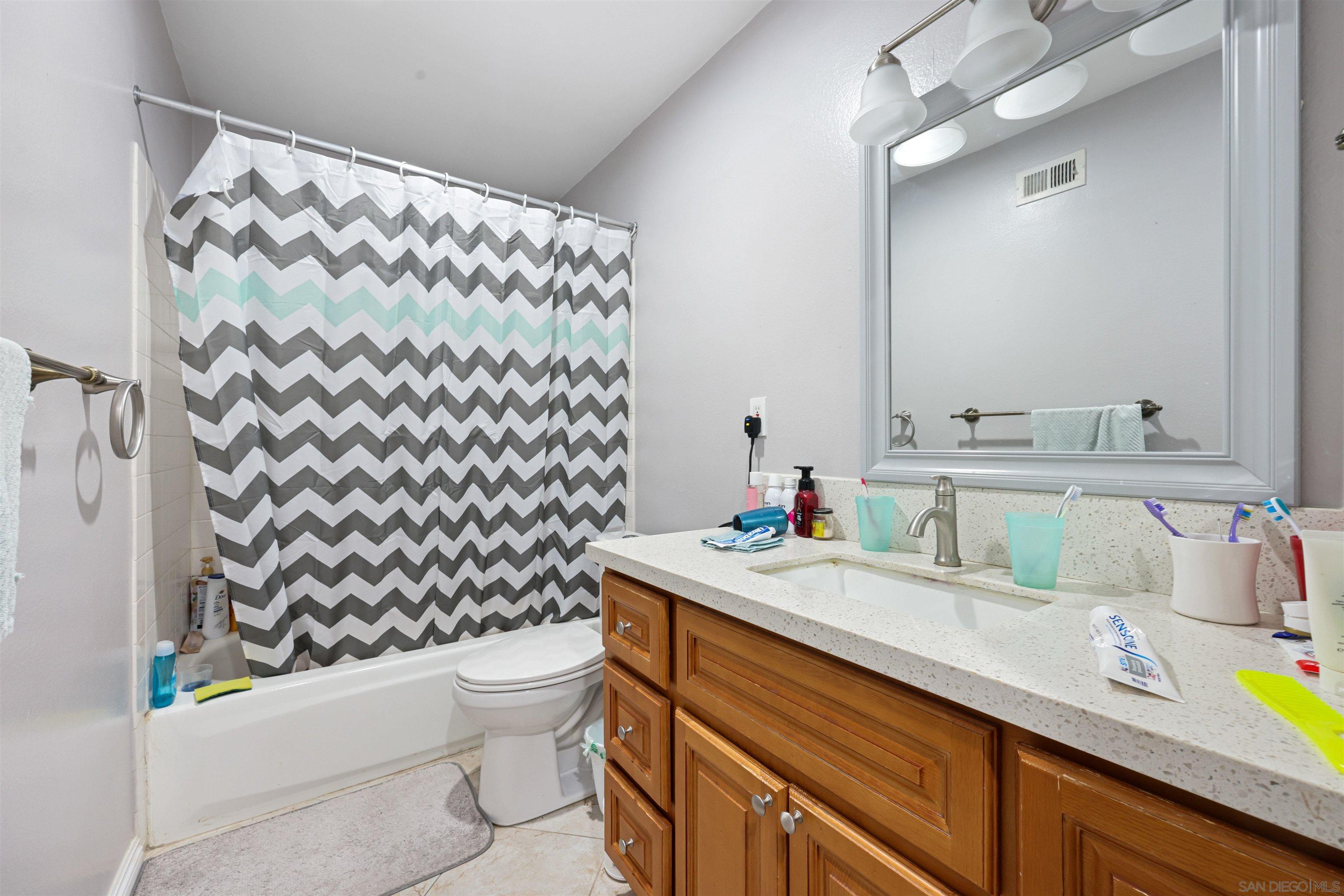 Detail Gallery Image 18 of 23 For 8035  Calle Fanita, Santee,  CA 92071 - 3 Beds | 2 Baths