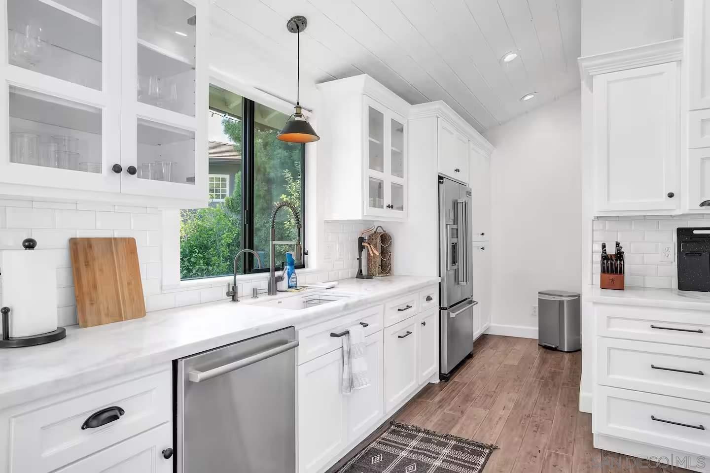 Detail Gallery Image 13 of 58 For 3550  Laketree Dr, Fallbrook,  CA 92028 - 4 Beds | 4/1 Baths