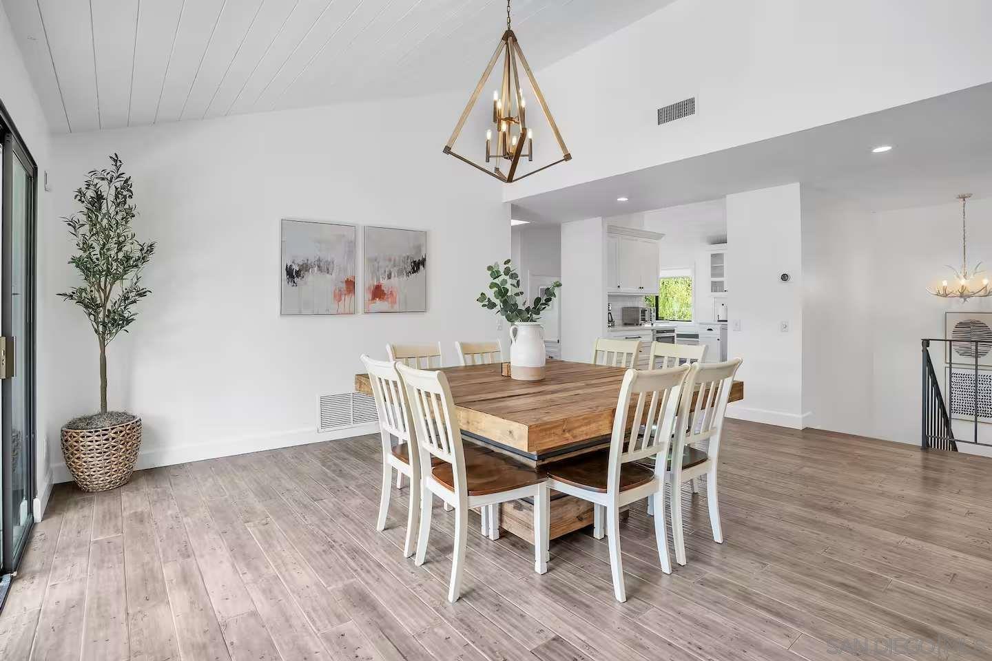 Detail Gallery Image 14 of 58 For 3550  Laketree Dr, Fallbrook,  CA 92028 - 4 Beds | 4/1 Baths