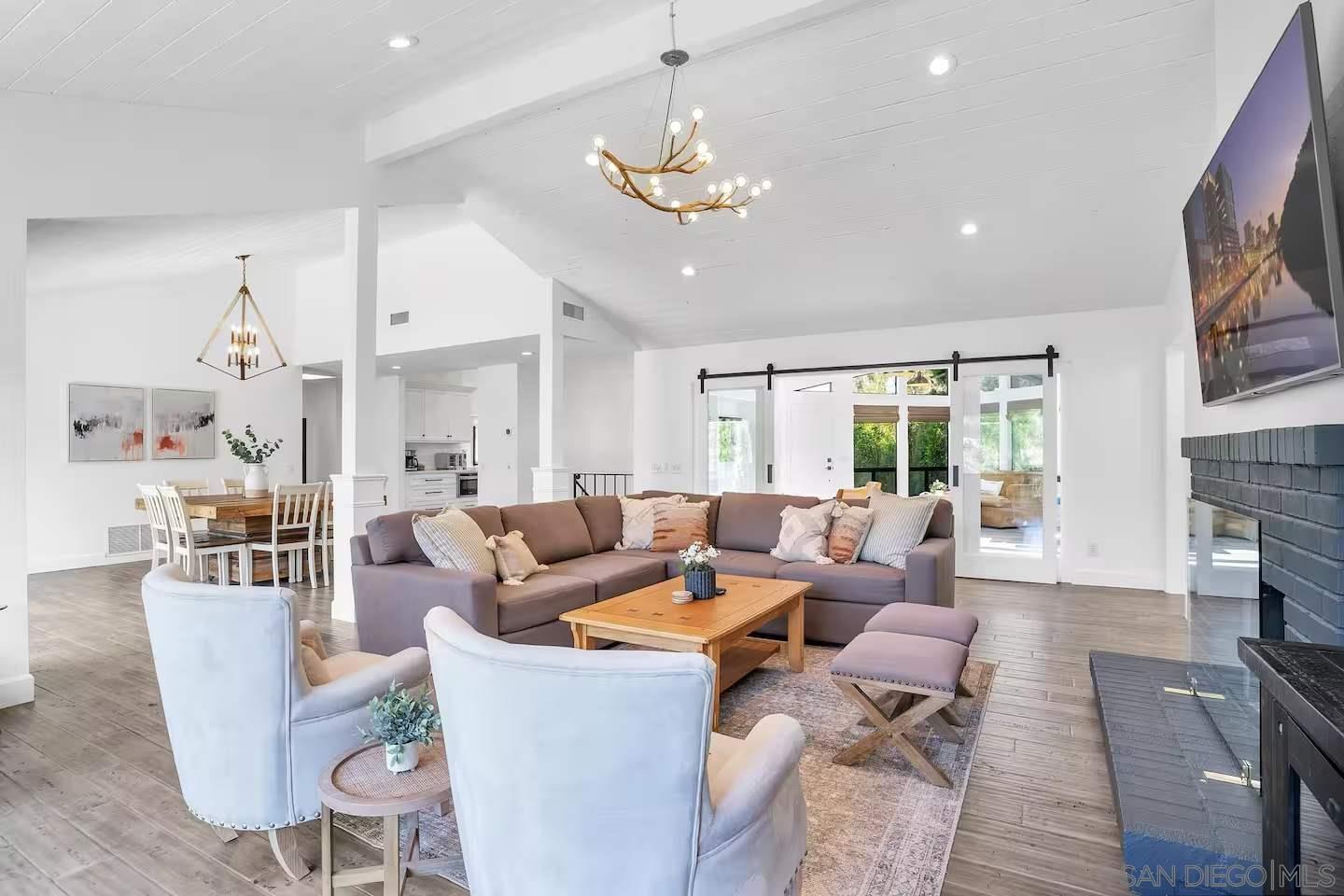 Detail Gallery Image 15 of 58 For 3550  Laketree Dr, Fallbrook,  CA 92028 - 4 Beds | 4/1 Baths