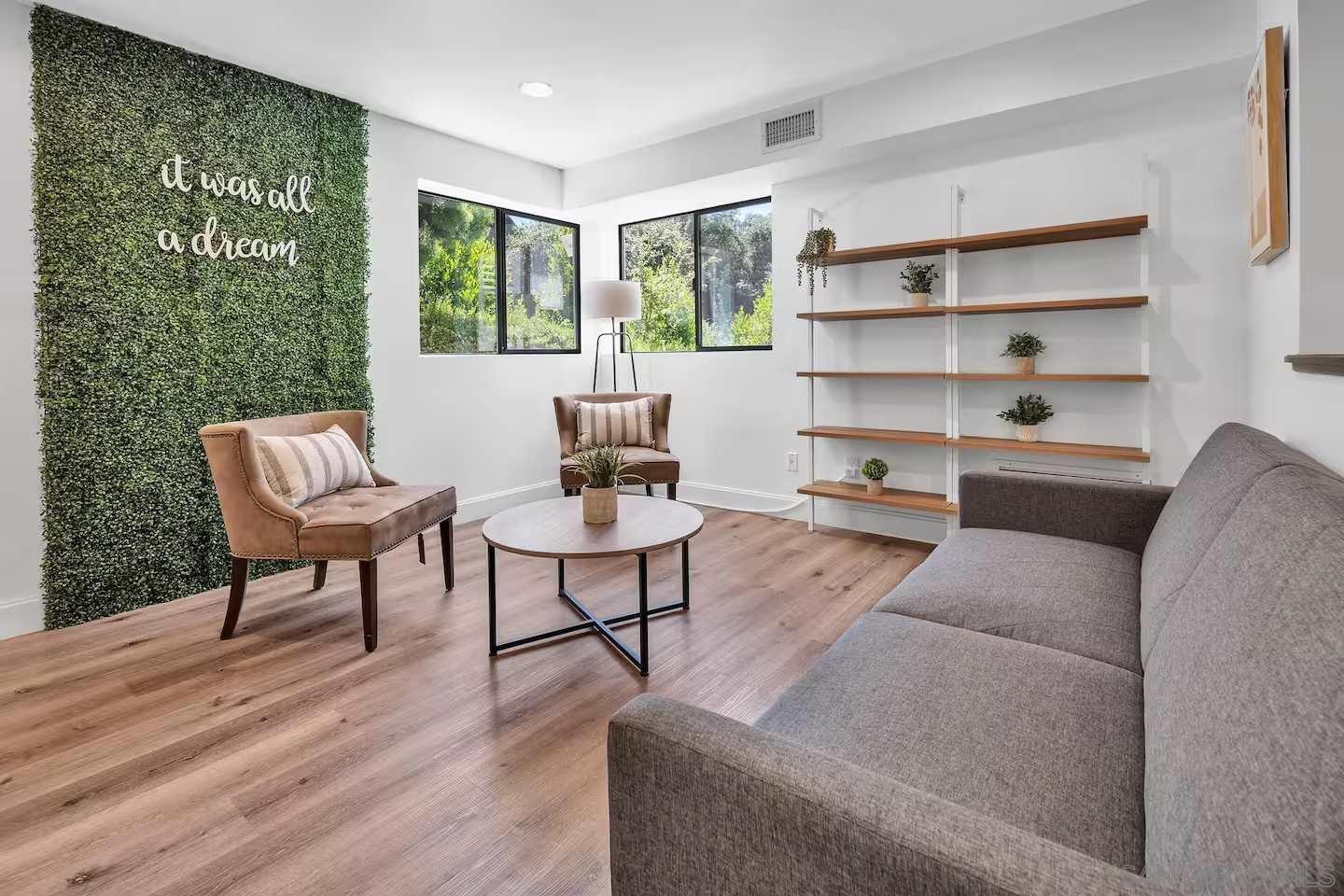 Detail Gallery Image 4 of 58 For 3550  Laketree Dr, Fallbrook,  CA 92028 - 4 Beds | 4/1 Baths