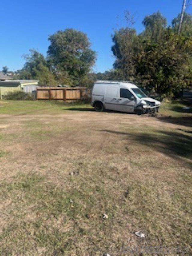 Detail Gallery Image 3 of 15 For 3605 S Barcelona St, Spring Valley,  CA 91977 - 3 Beds | 1 Baths