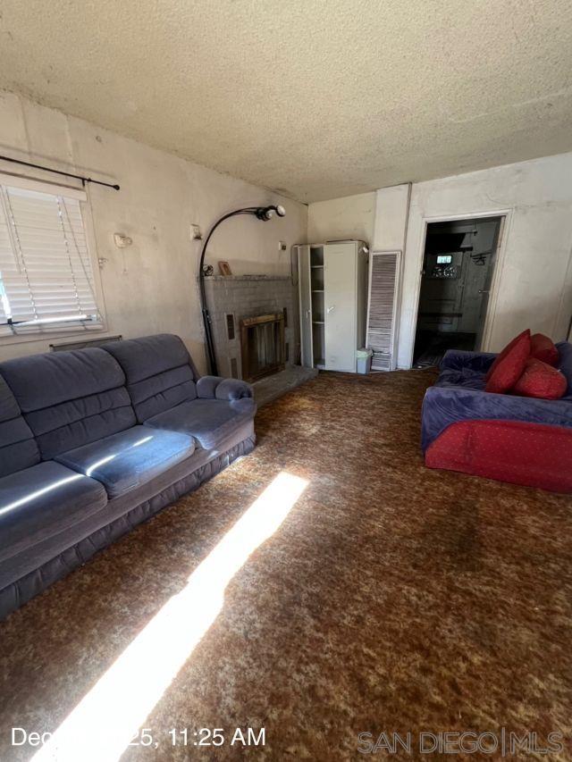 Detail Gallery Image 5 of 15 For 3605 S Barcelona St, Spring Valley,  CA 91977 - 3 Beds | 1 Baths