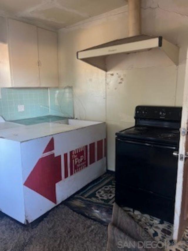 Detail Gallery Image 8 of 15 For 3605 S Barcelona St, Spring Valley,  CA 91977 - 3 Beds | 1 Baths