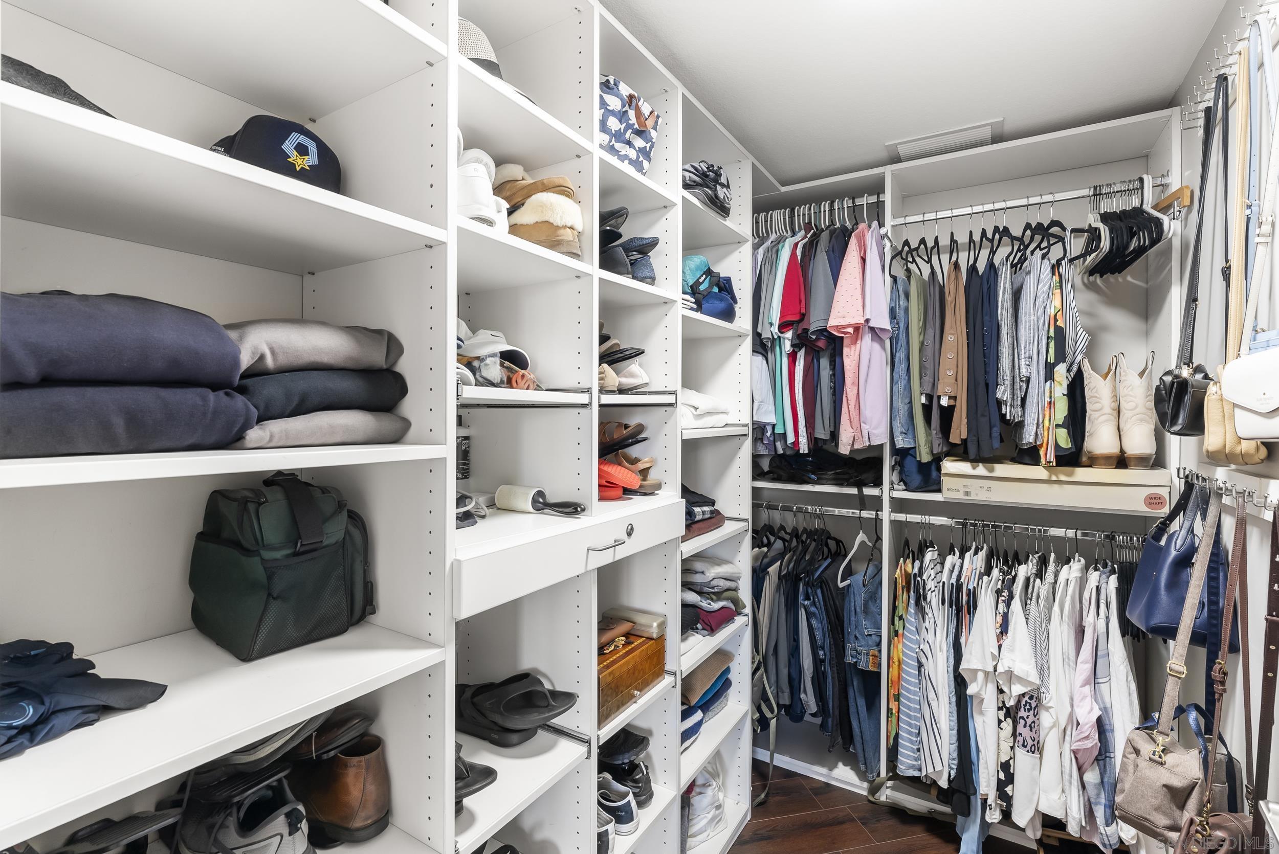 Detail Gallery Image 29 of 57 For 555  Front St.  #1302,  San Diego,  CA 92101 - 2 Beds | 2 Baths