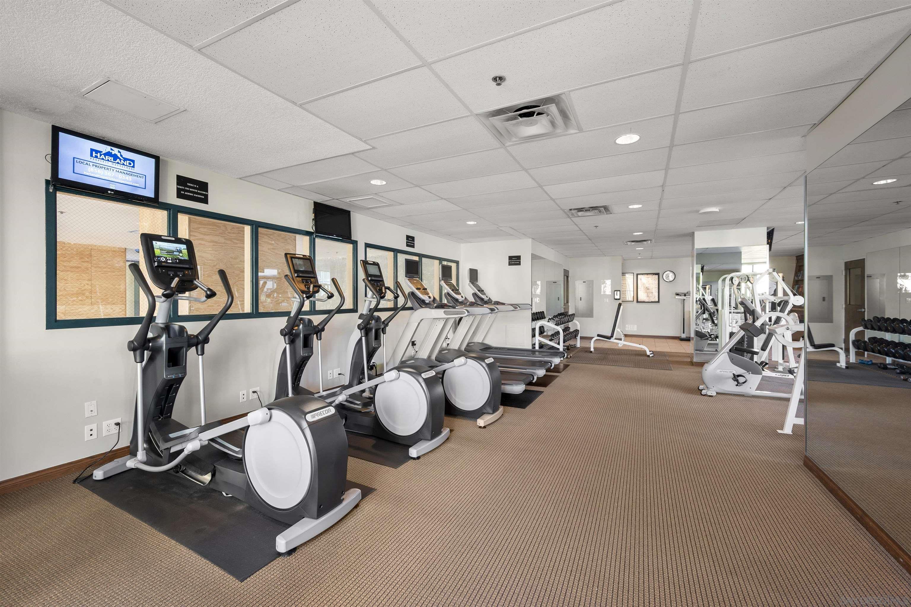 Detail Gallery Image 50 of 57 For 555  Front St.  #1302,  San Diego,  CA 92101 - 2 Beds | 2 Baths