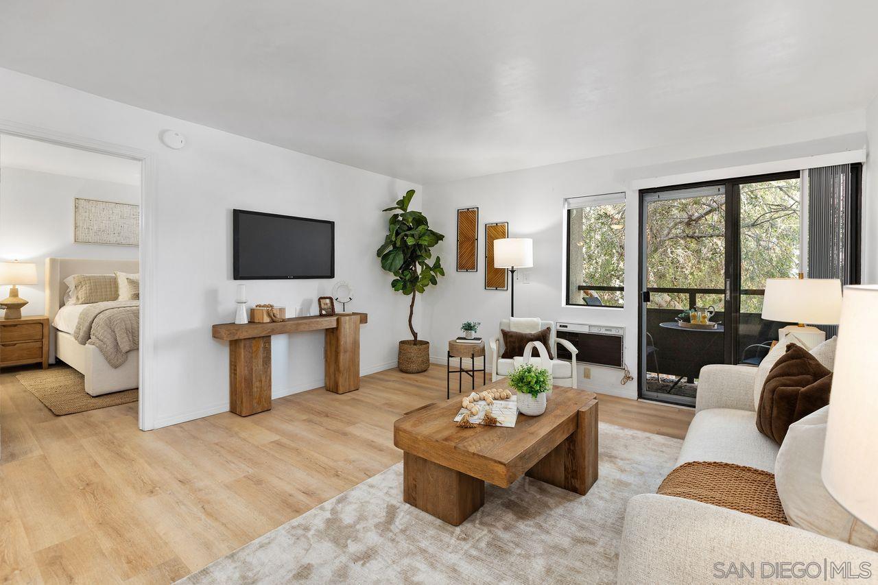 Detail Gallery Image 3 of 24 For 6930  Hyde Park  #211,  San Diego,  CA 92119 - 1 Beds | 1 Baths