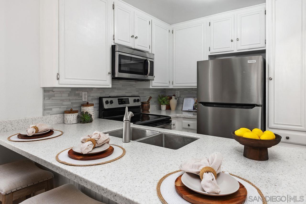 Detail Gallery Image 7 of 24 For 6930  Hyde Park  #211,  San Diego,  CA 92119 - 1 Beds | 1 Baths