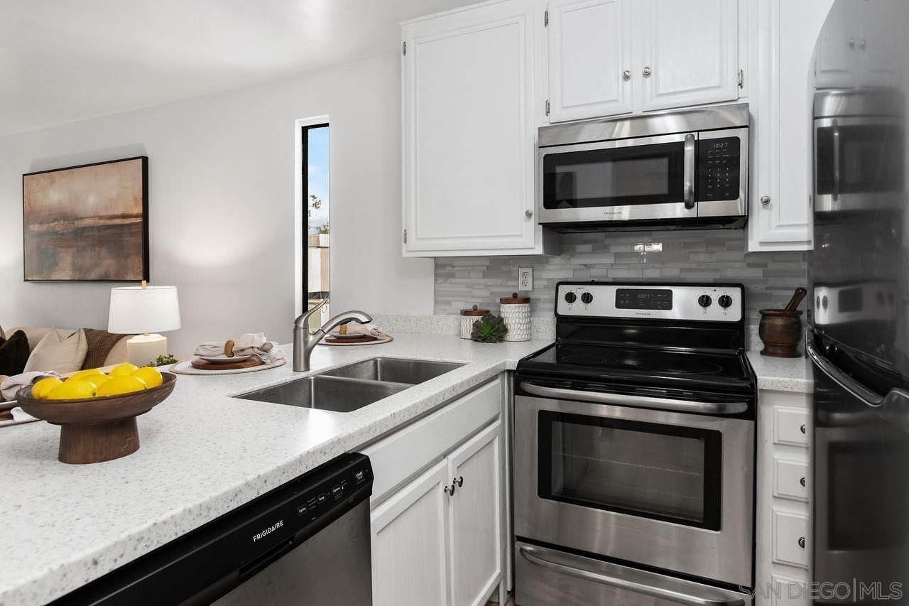 Detail Gallery Image 8 of 24 For 6930  Hyde Park  #211,  San Diego,  CA 92119 - 1 Beds | 1 Baths