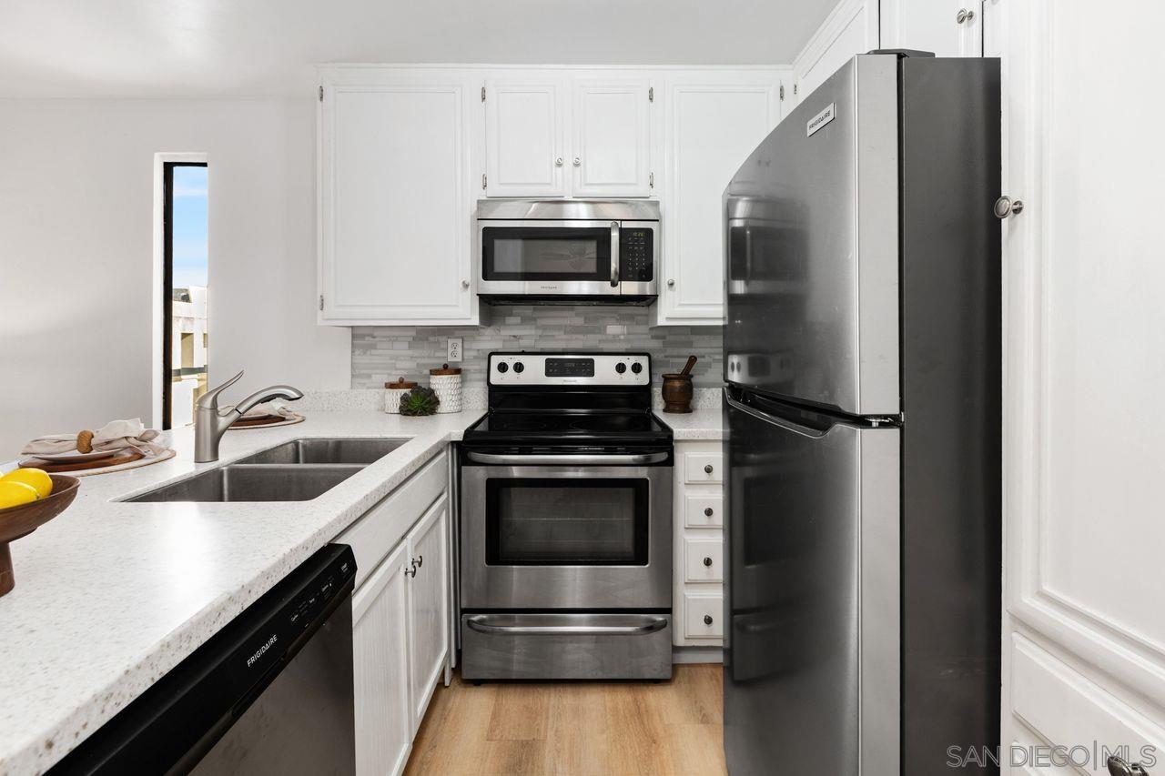 Detail Gallery Image 9 of 24 For 6930  Hyde Park  #211,  San Diego,  CA 92119 - 1 Beds | 1 Baths