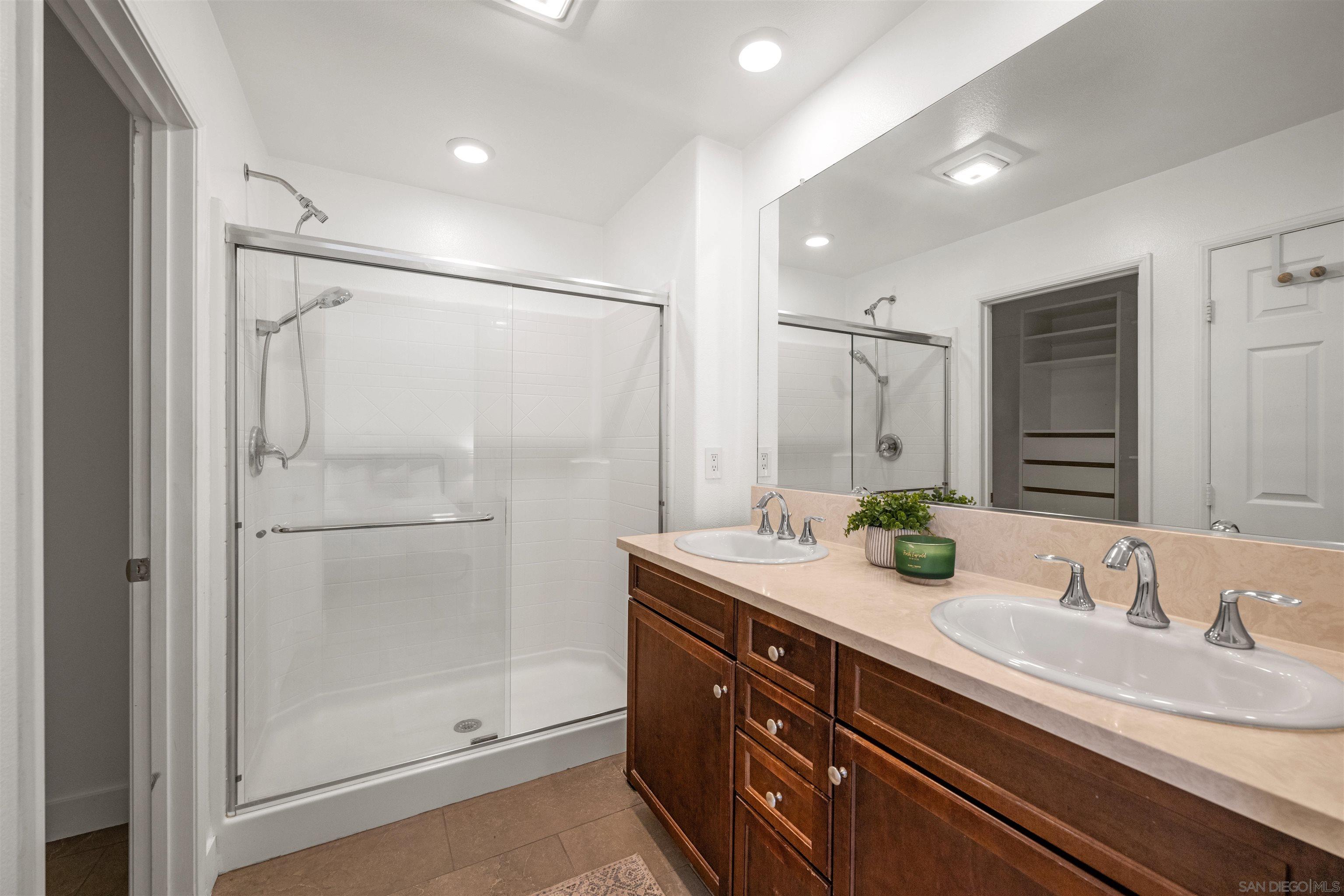 Detail Gallery Image 17 of 38 For 2770  Sparta Rd  #16,  Chula Vista,  CA 91915 - 2 Beds | 2/1 Baths