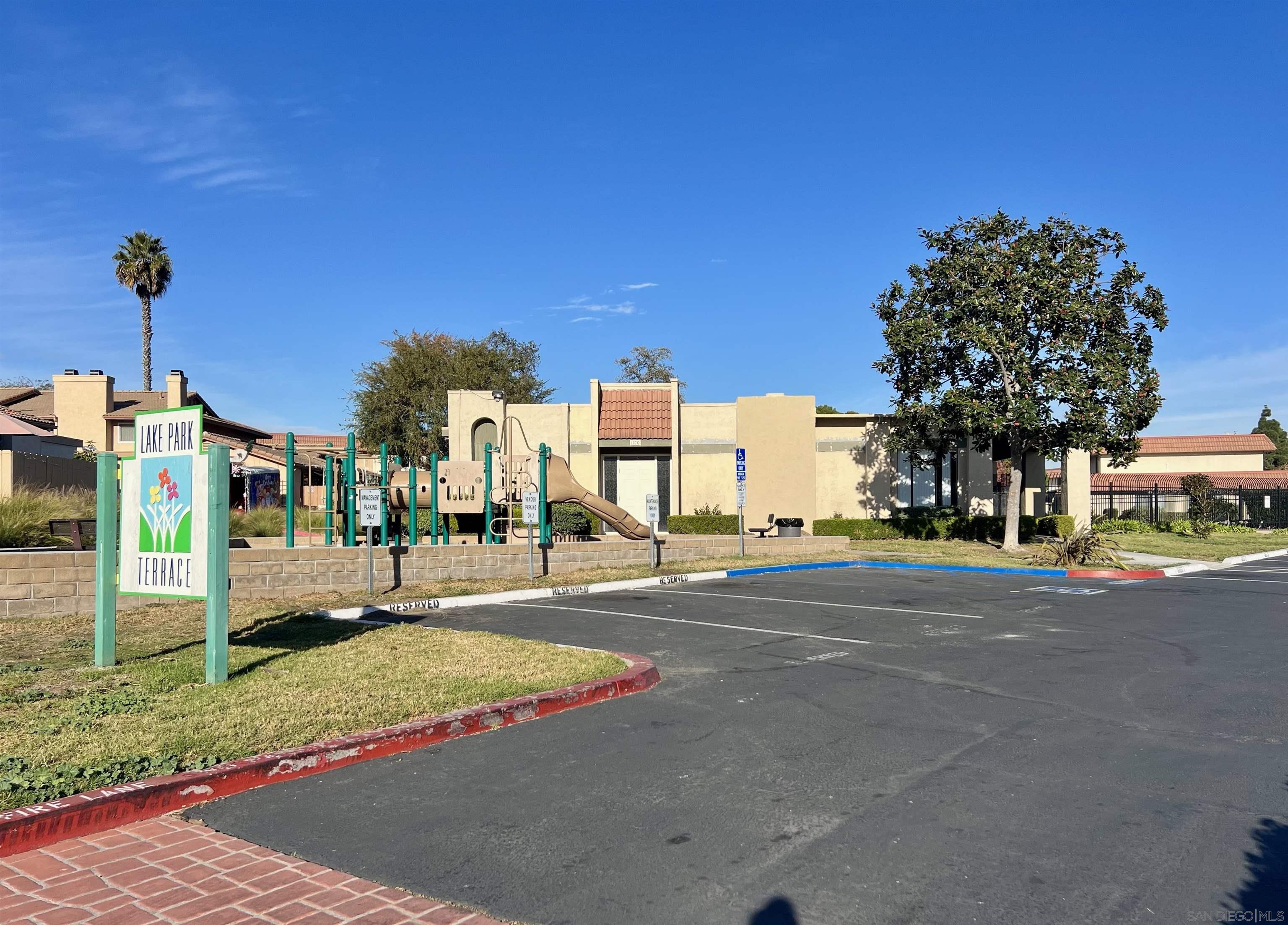 Detail Gallery Image 4 of 32 For 1540  Grandon Ave, San Marcos,  CA 92078 - 3 Beds | 2 Baths