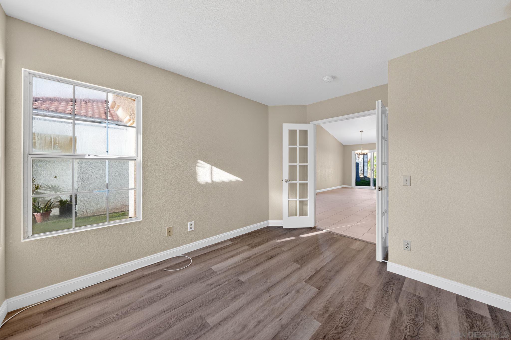 Detail Gallery Image 17 of 31 For 31850  via Barraza, Temecula,  CA 92592 - 3 Beds | 2 Baths