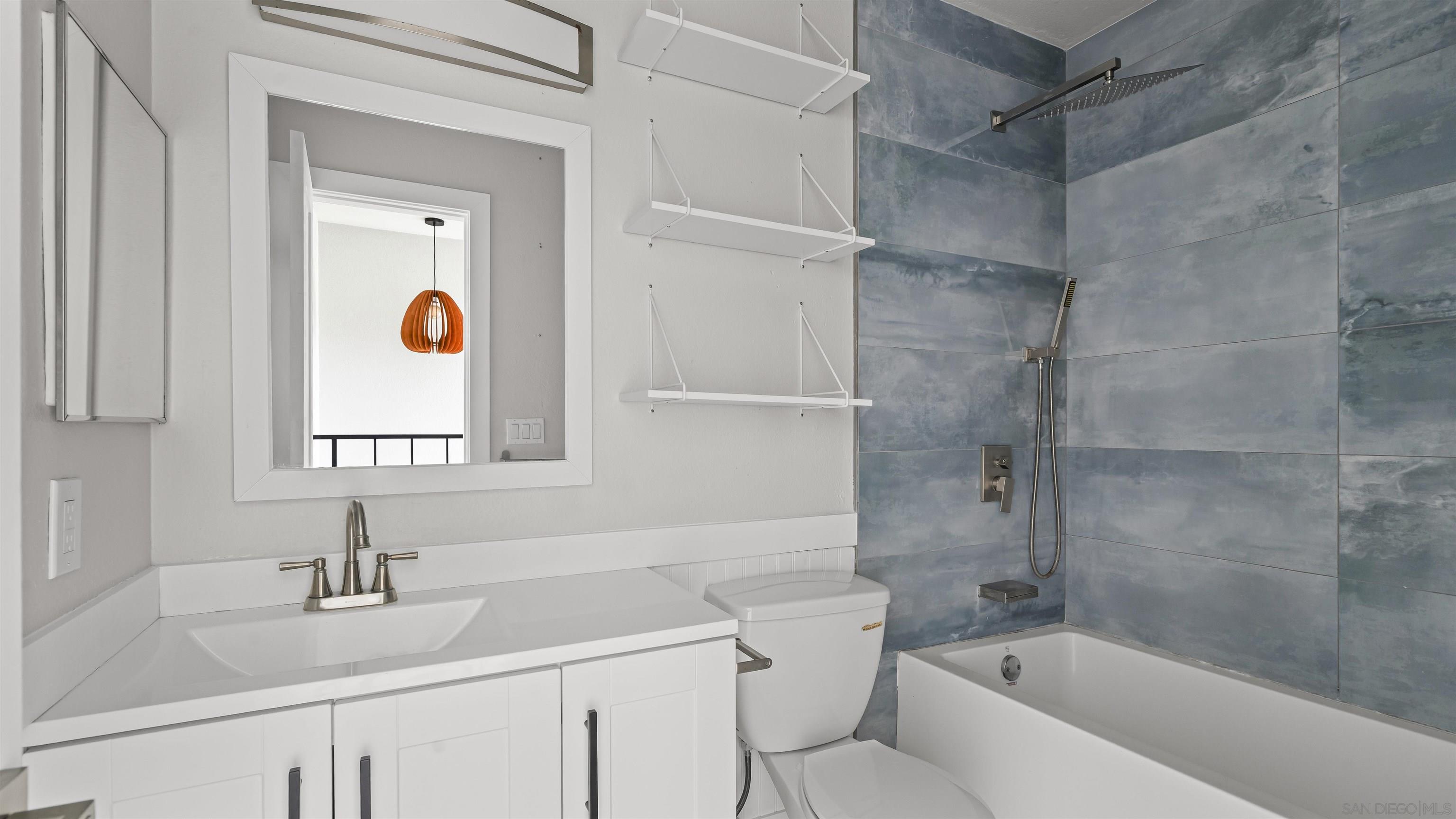 Detail Gallery Image 13 of 21 For 1111  Seacoast Dr.  #50,  Imperial Beach,  CA 91932 - 2 Beds | 1/1 Baths