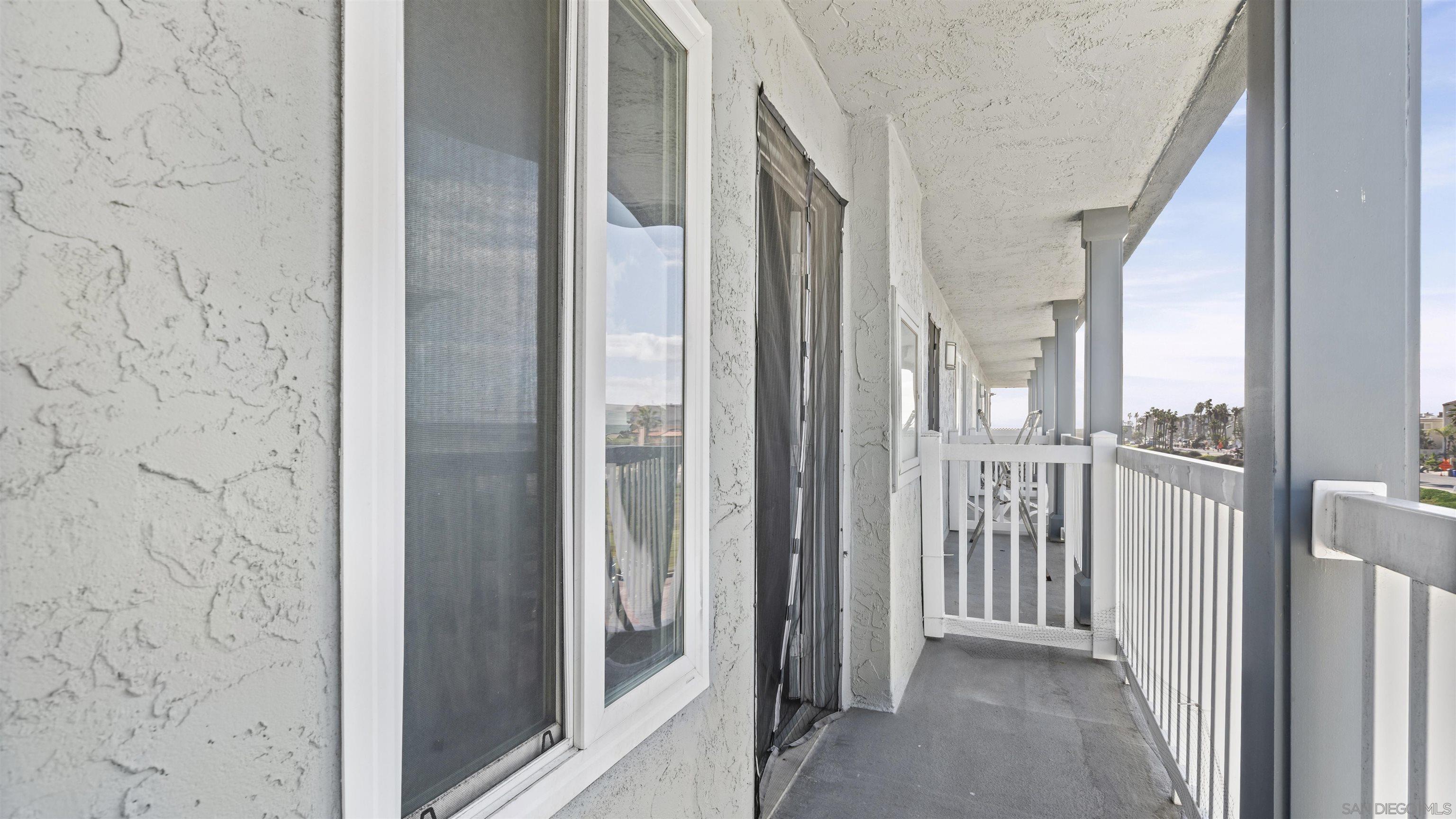 Detail Gallery Image 15 of 21 For 1111  Seacoast Dr.  #50,  Imperial Beach,  CA 91932 - 2 Beds | 1/1 Baths