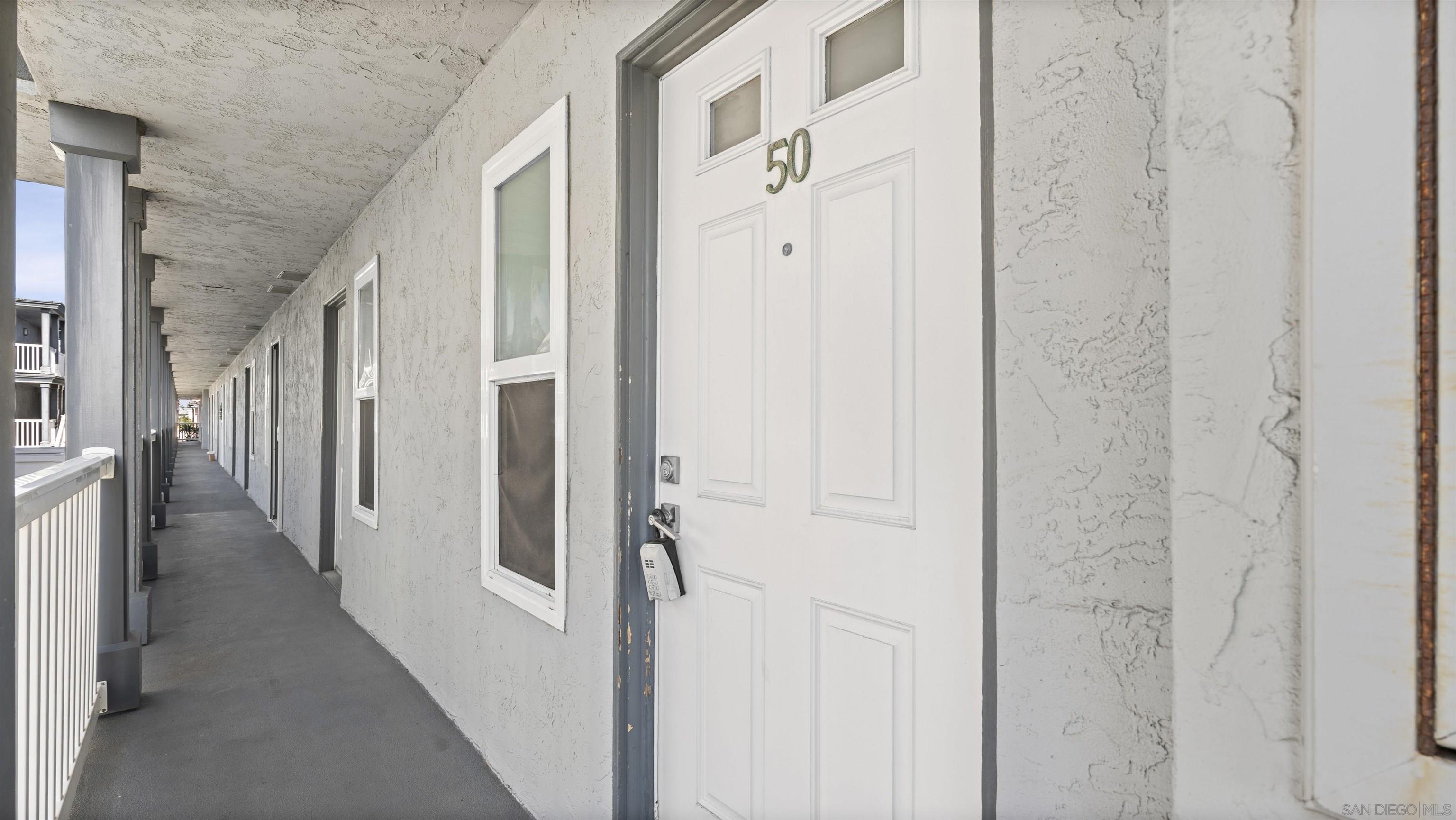 Detail Gallery Image 20 of 26 For 1111  Seacoast Dr.  #50,  Imperial Beach,  CA 91932 - 2 Beds | 1/1 Baths