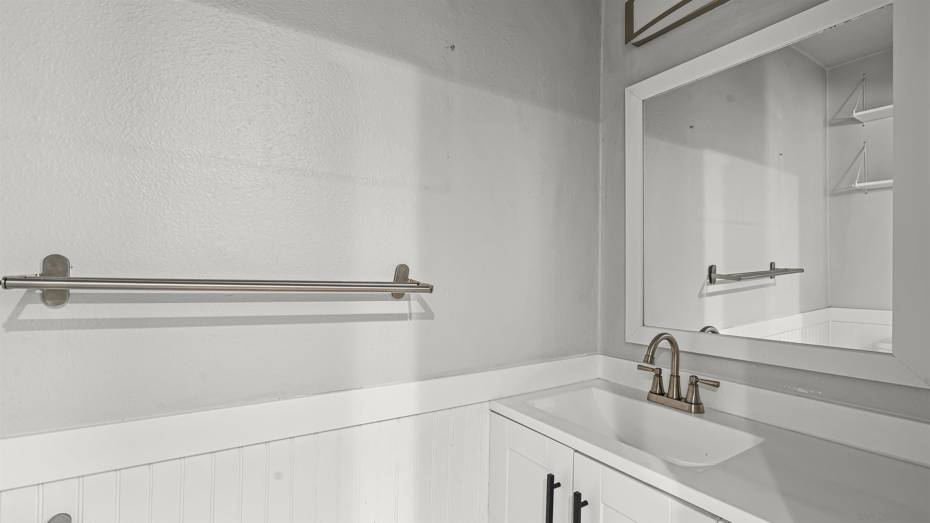 Detail Gallery Image 9 of 26 For 1111  Seacoast Dr.  #50,  Imperial Beach,  CA 91932 - 2 Beds | 1/1 Baths