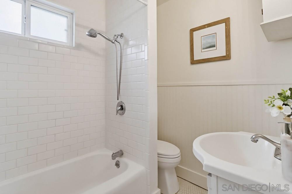 Detail Gallery Image 23 of 32 For 3584  Landis St, San Diego,  CA 92104 - 2 Beds | 1 Baths